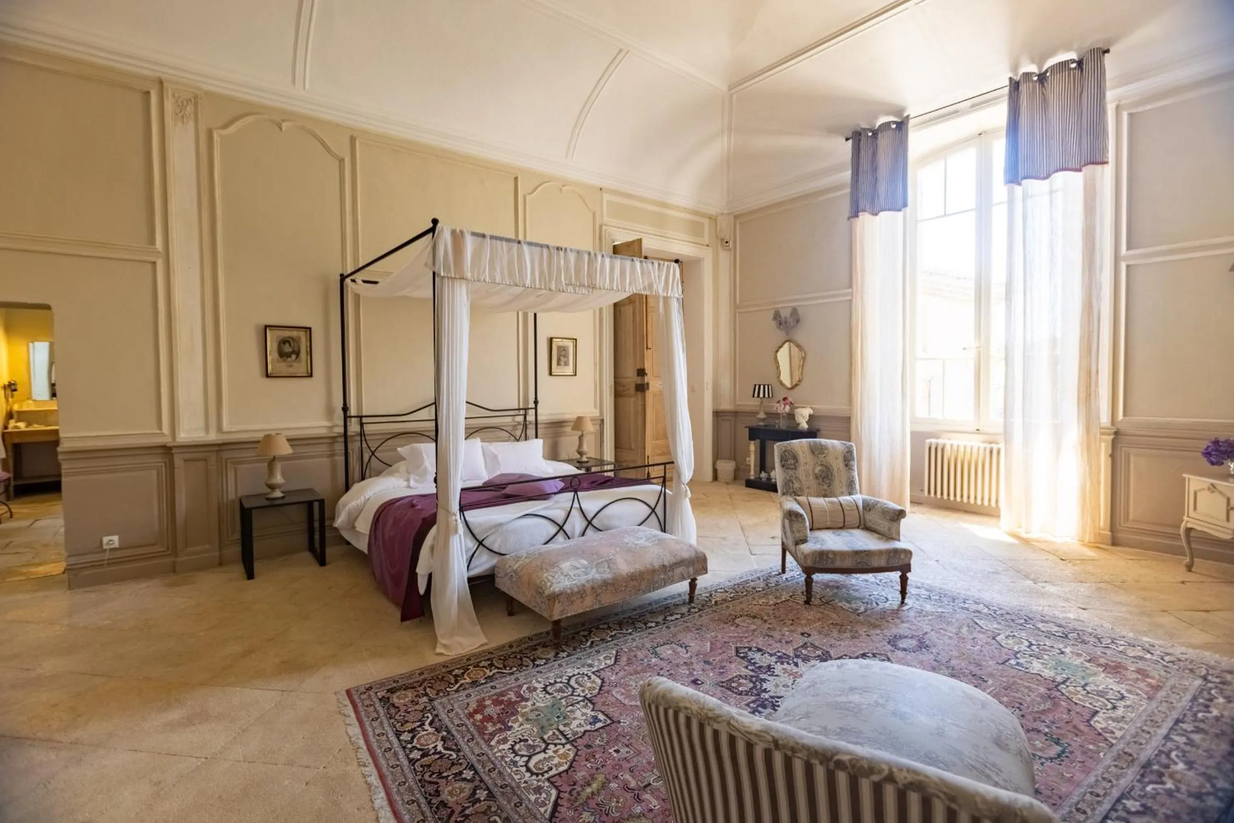 Bed in Domaine Des Escaunes