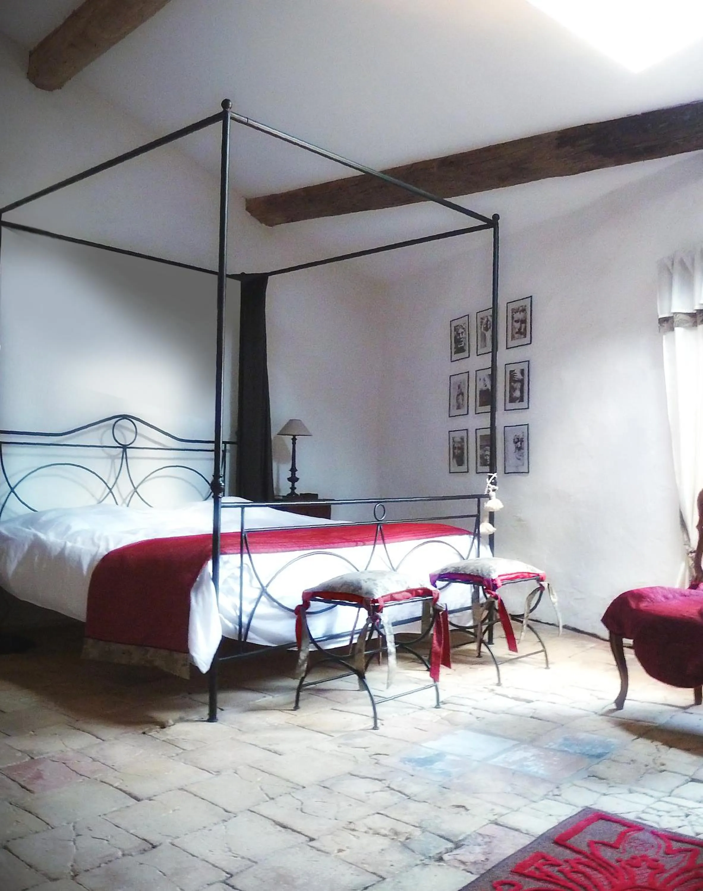Bed in Domaine Des Escaunes