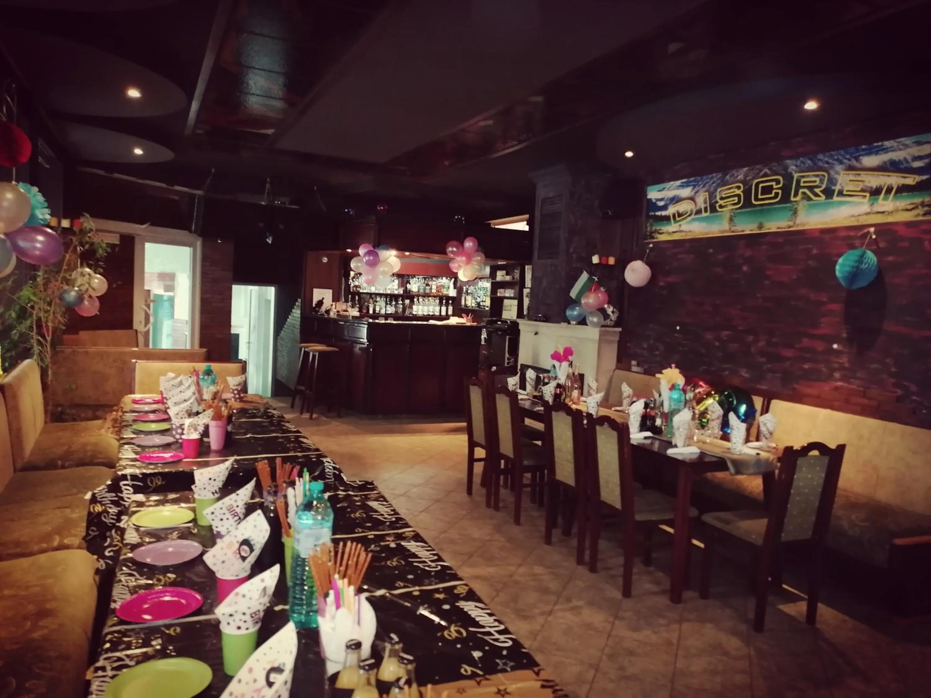 Discret Hotel & Restaurant