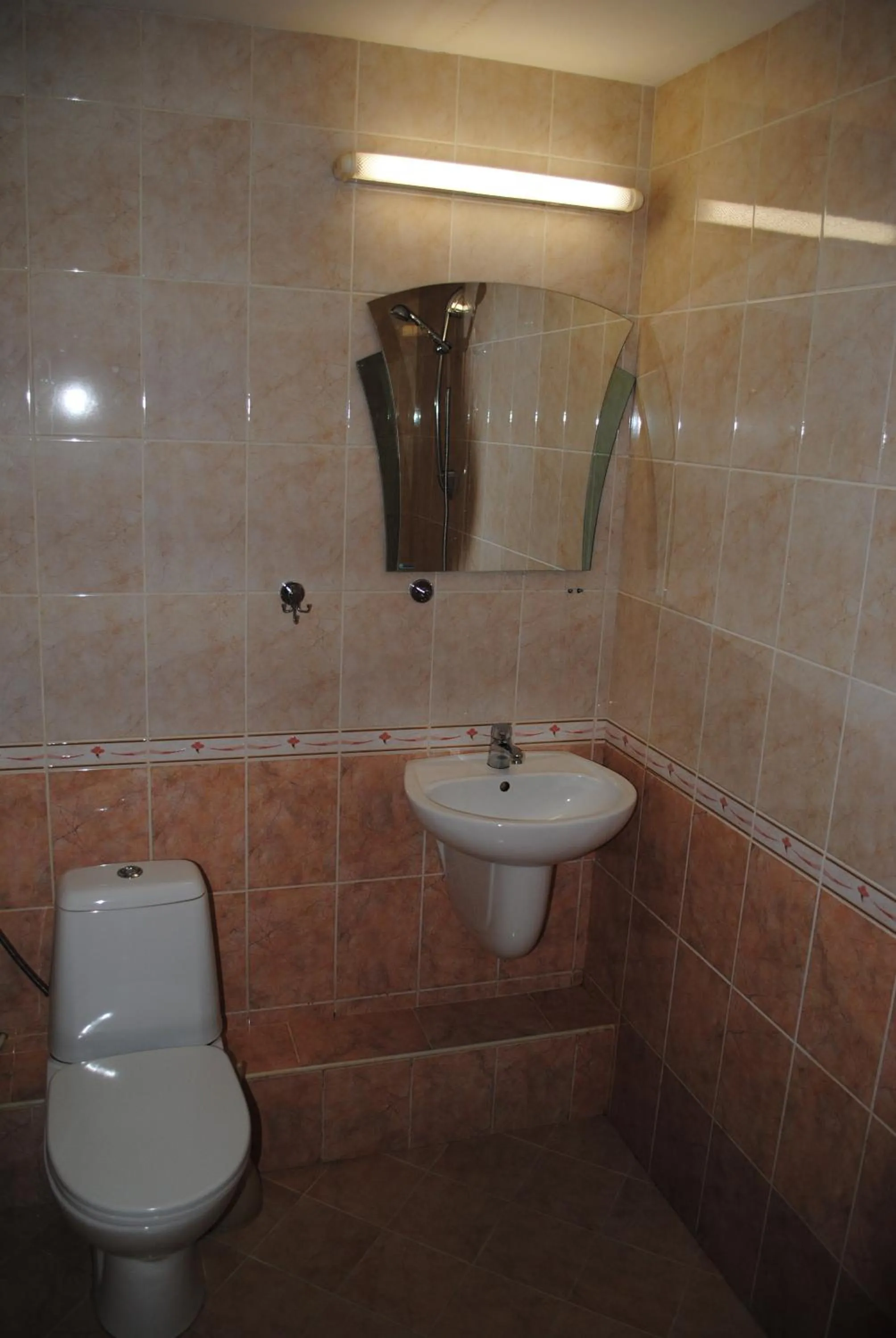 Bathroom in Discret Hotel & Restaurant