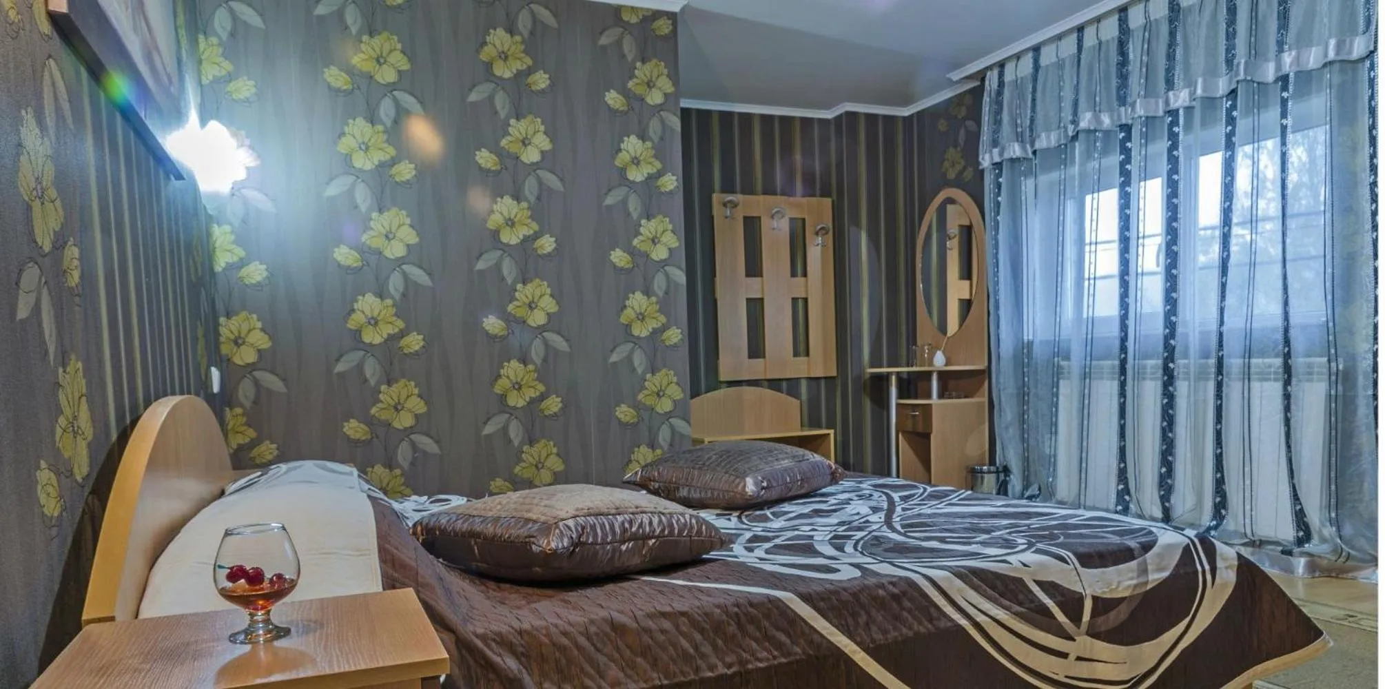 Photo of the whole room, Bed in Discret Hotel & Restaurant