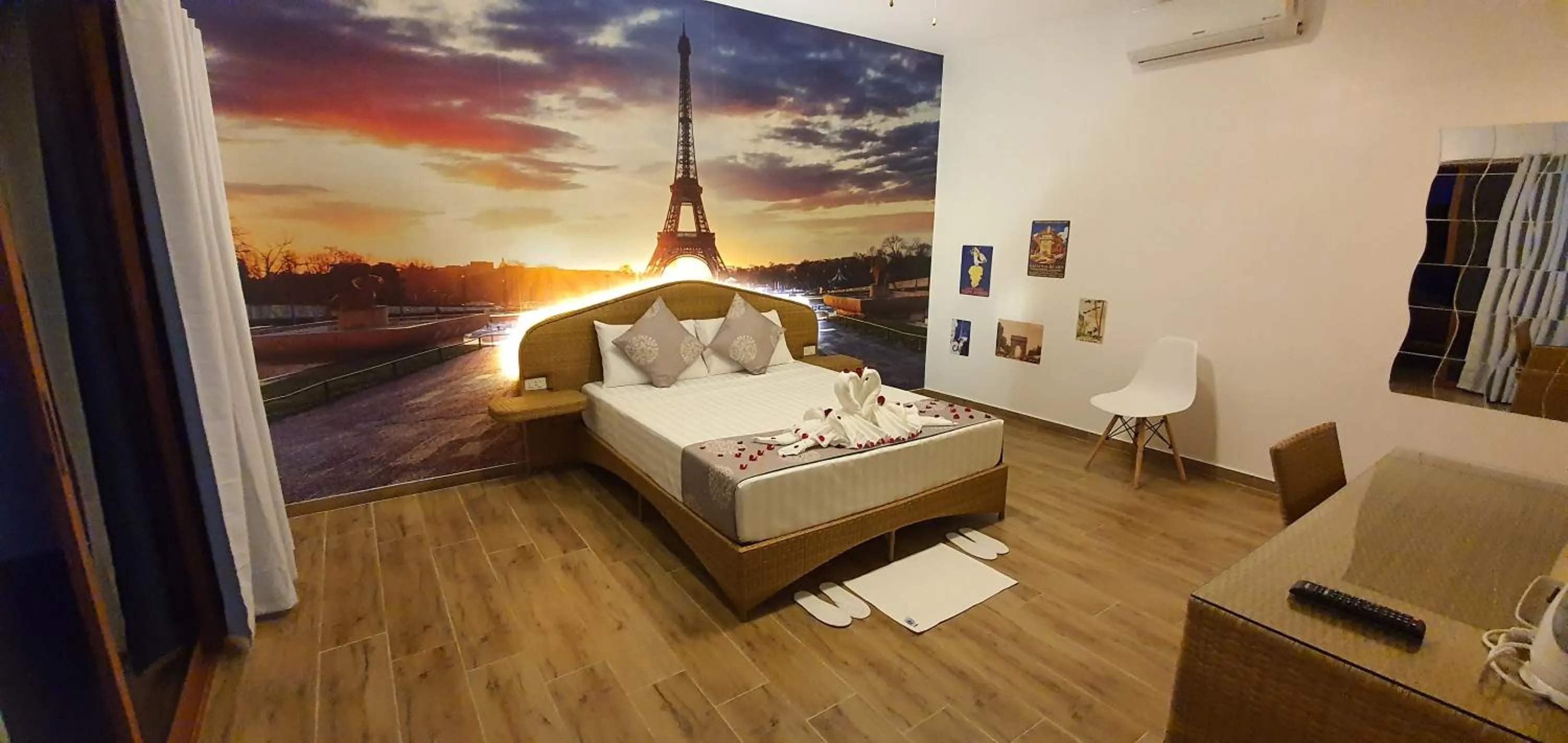 Bedroom, Bed in Blue Planet Panglao