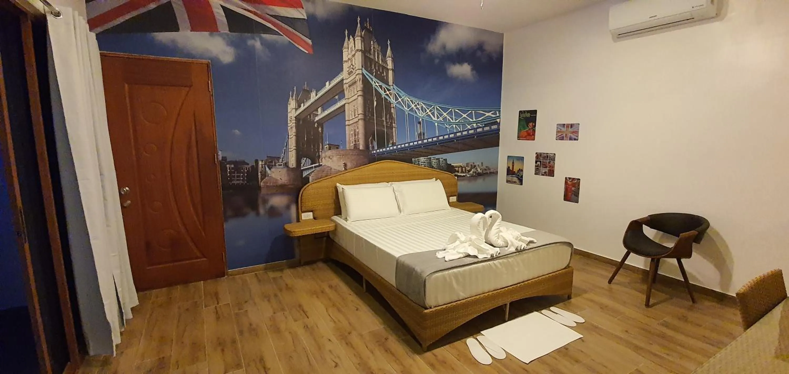 Photo of the whole room, Bed in Blue Planet Panglao