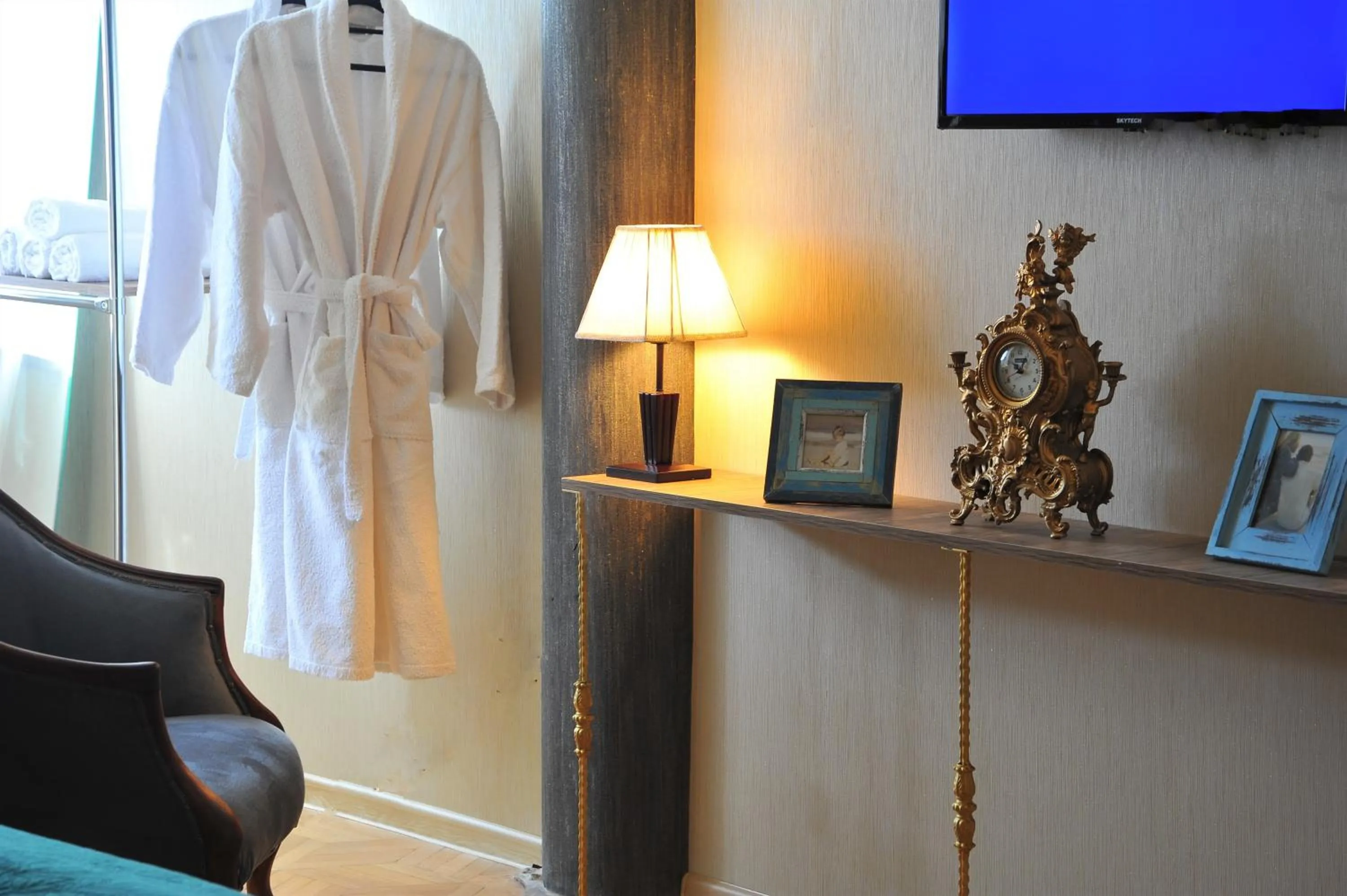 Decorative detail in Brickwall Tbilisi-Tbilisi vibe