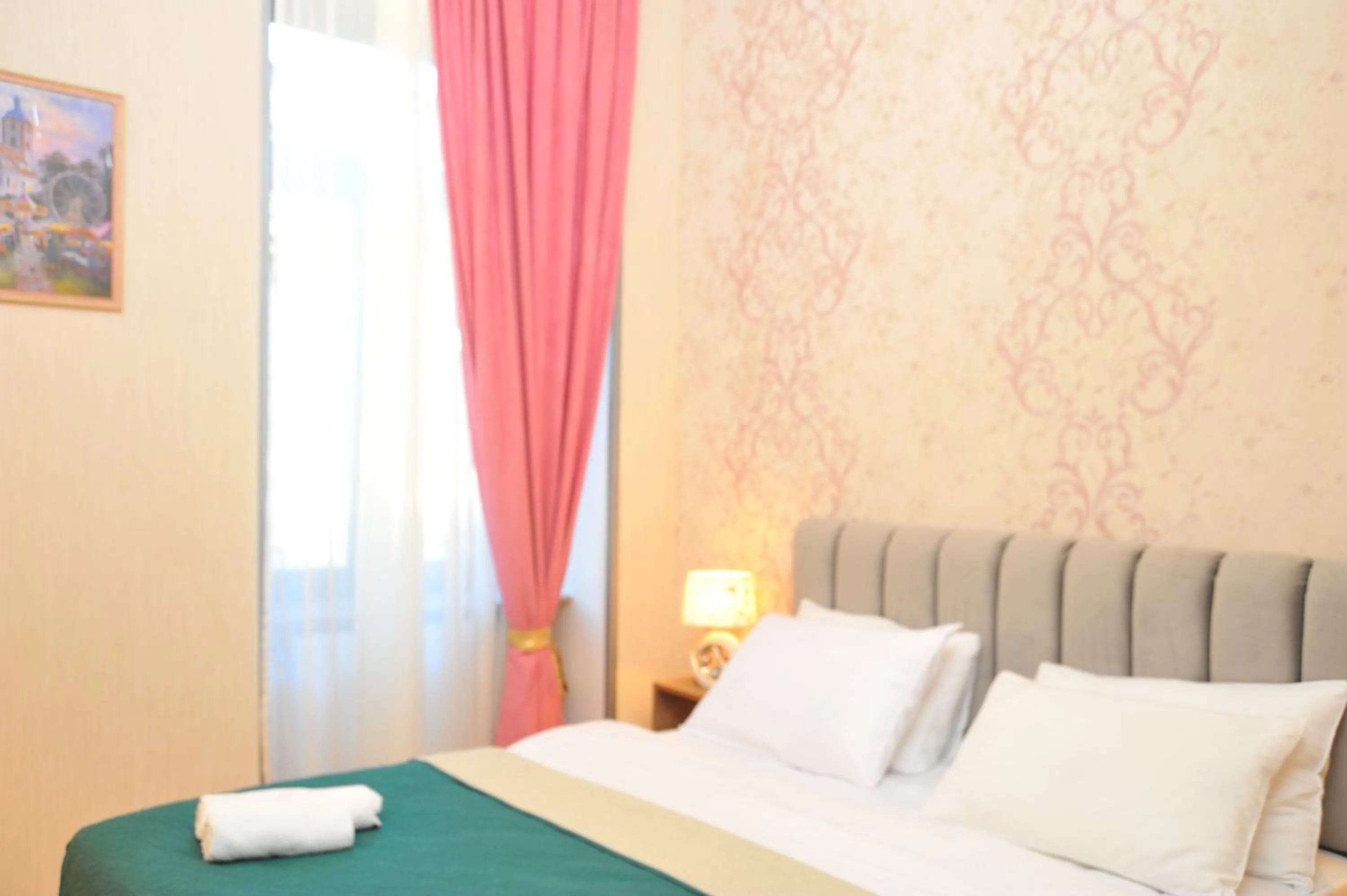 Shower, Bed in Brickwall Tbilisi-Tbilisi vibe