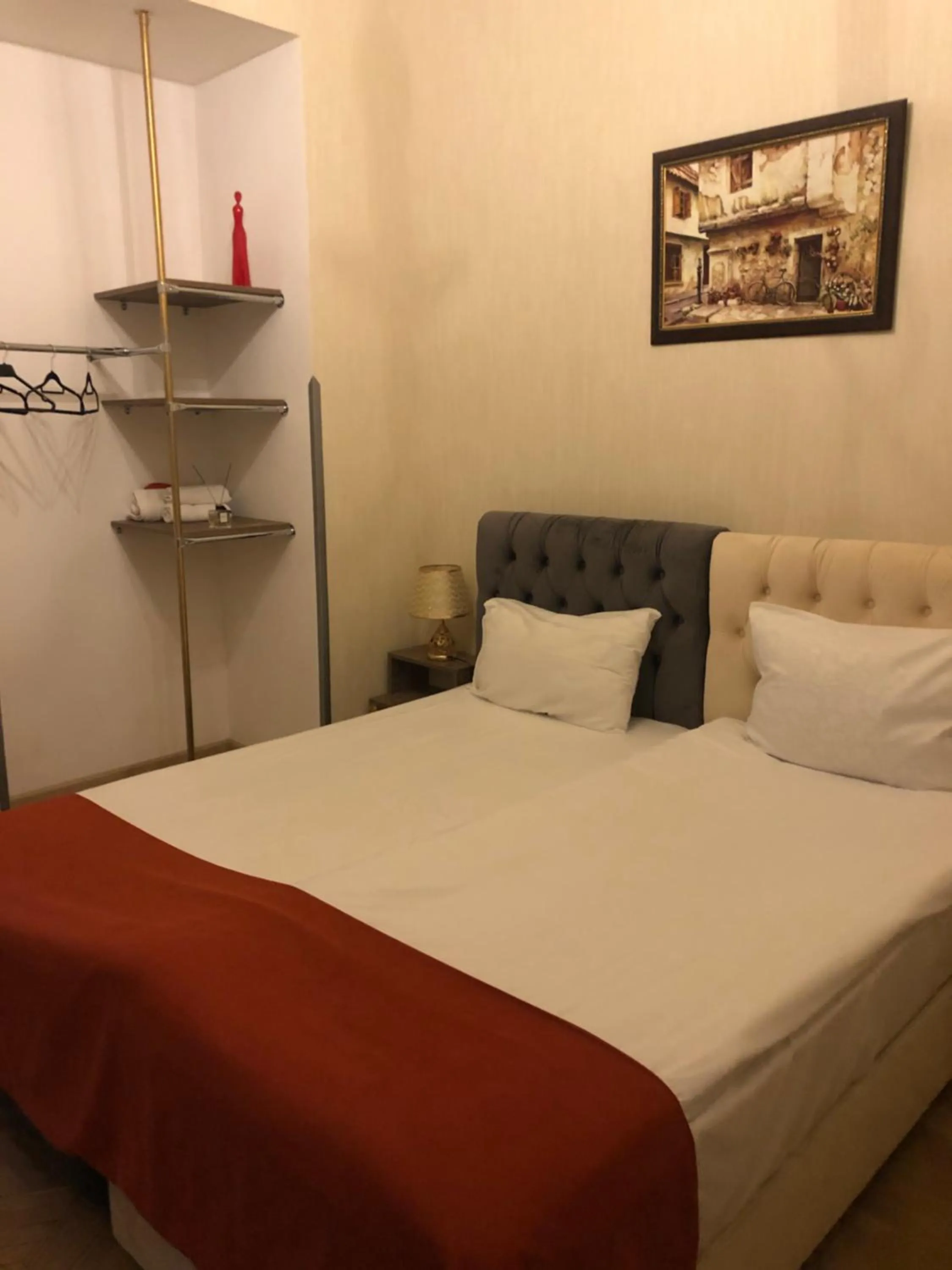 Bed in Brickwall Tbilisi-Tbilisi vibe