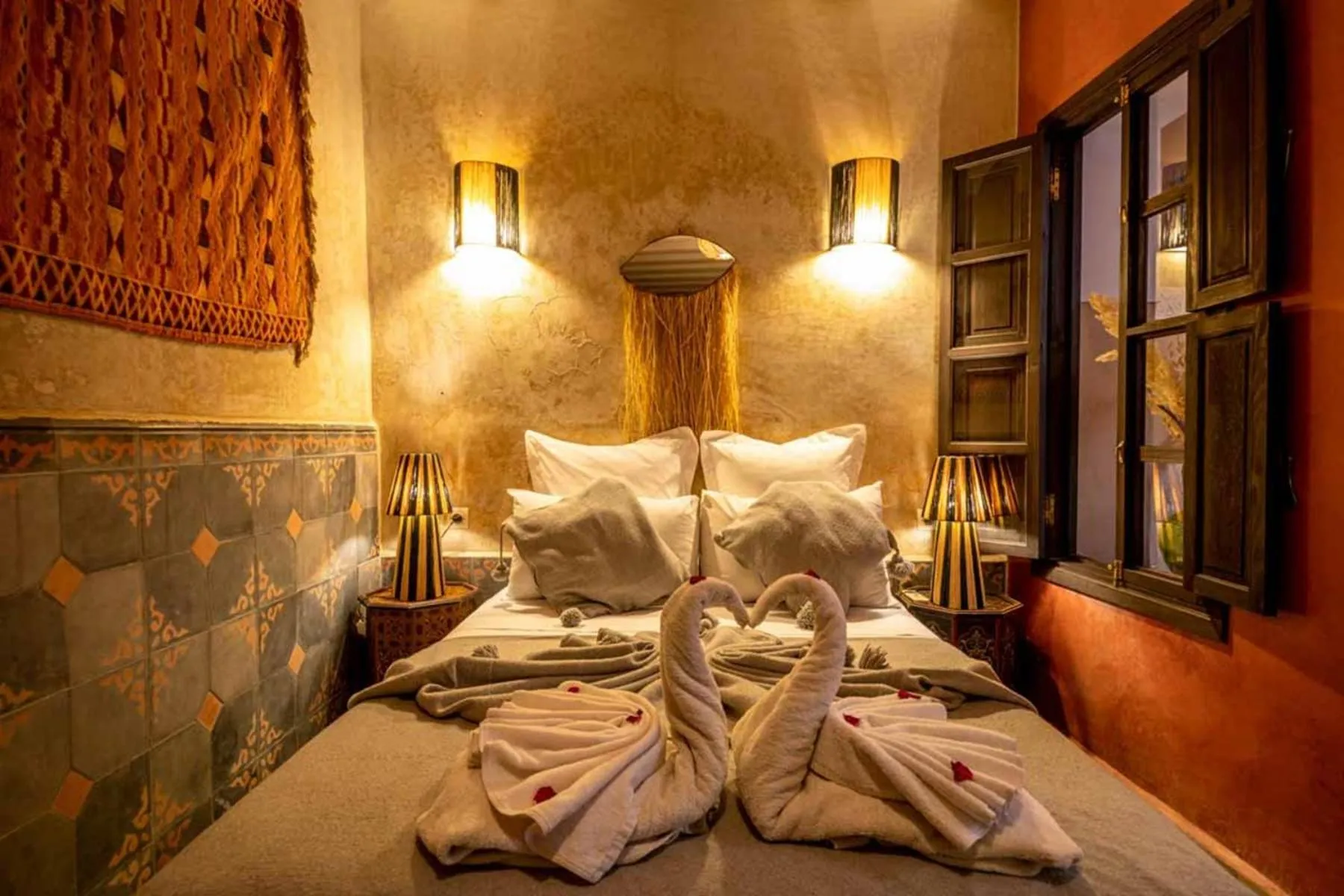 Bed in Riad 7 Saints