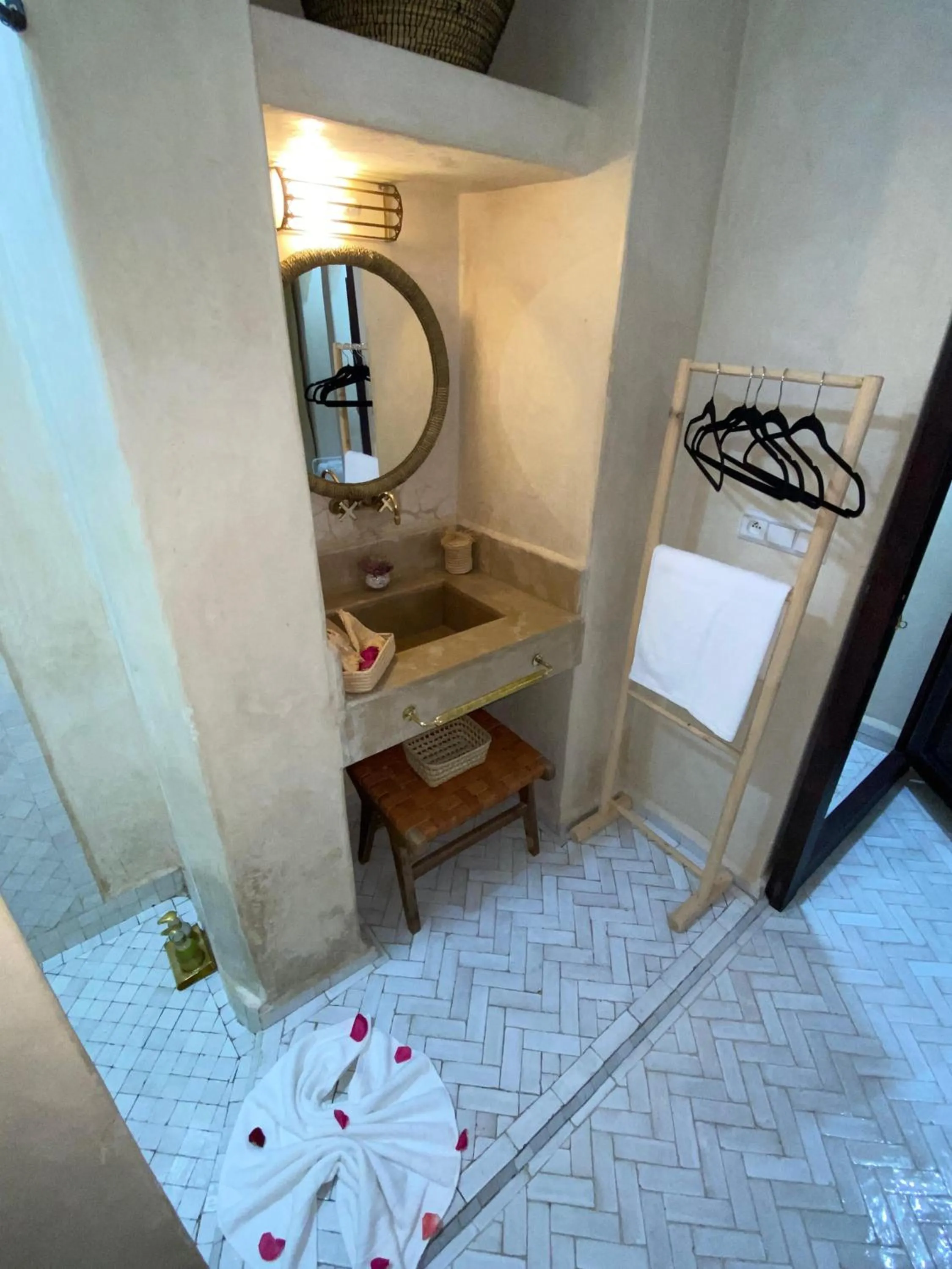 Bathroom in Riad 7 Saints