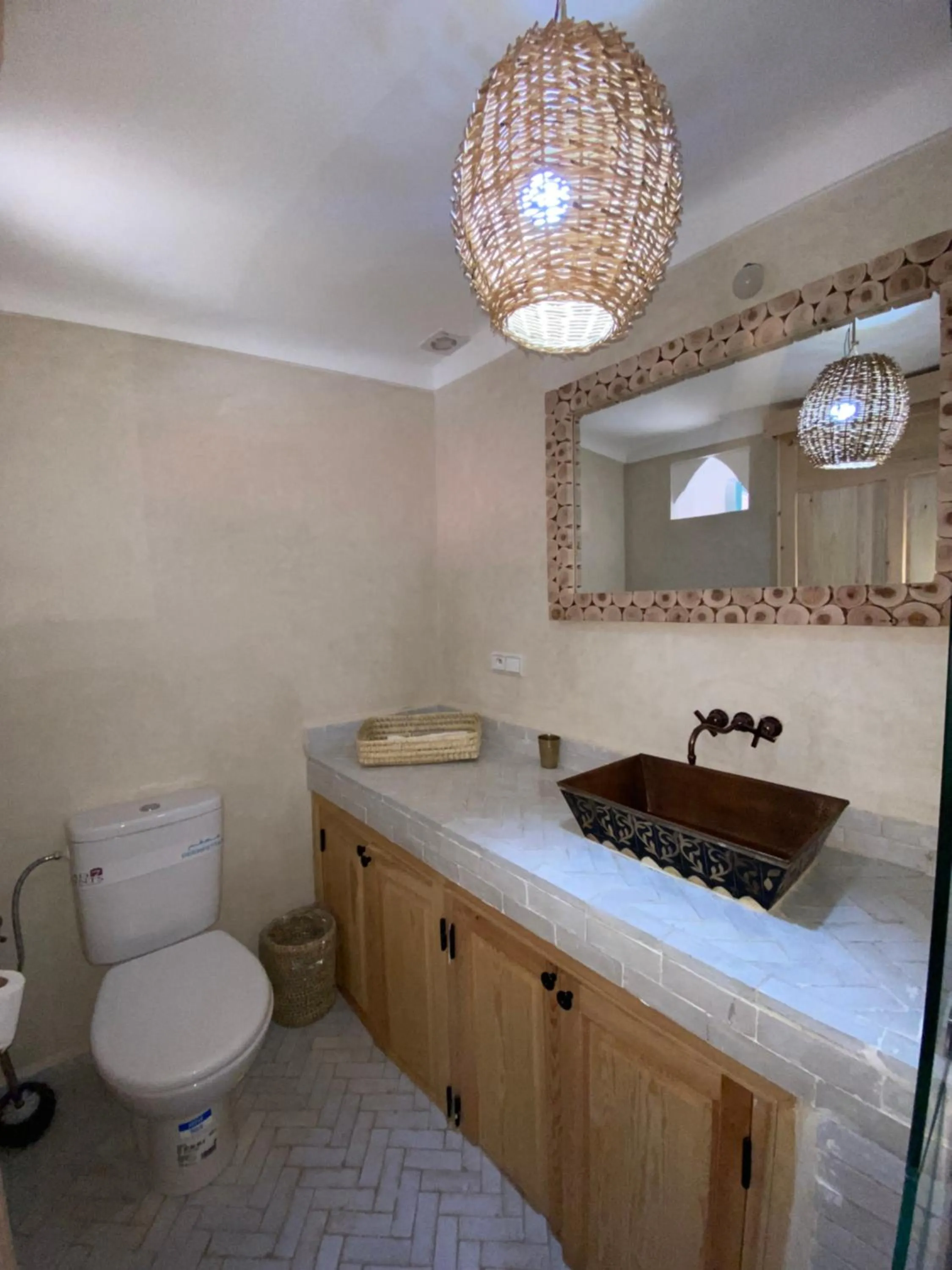 Shower in Riad 7 Saints