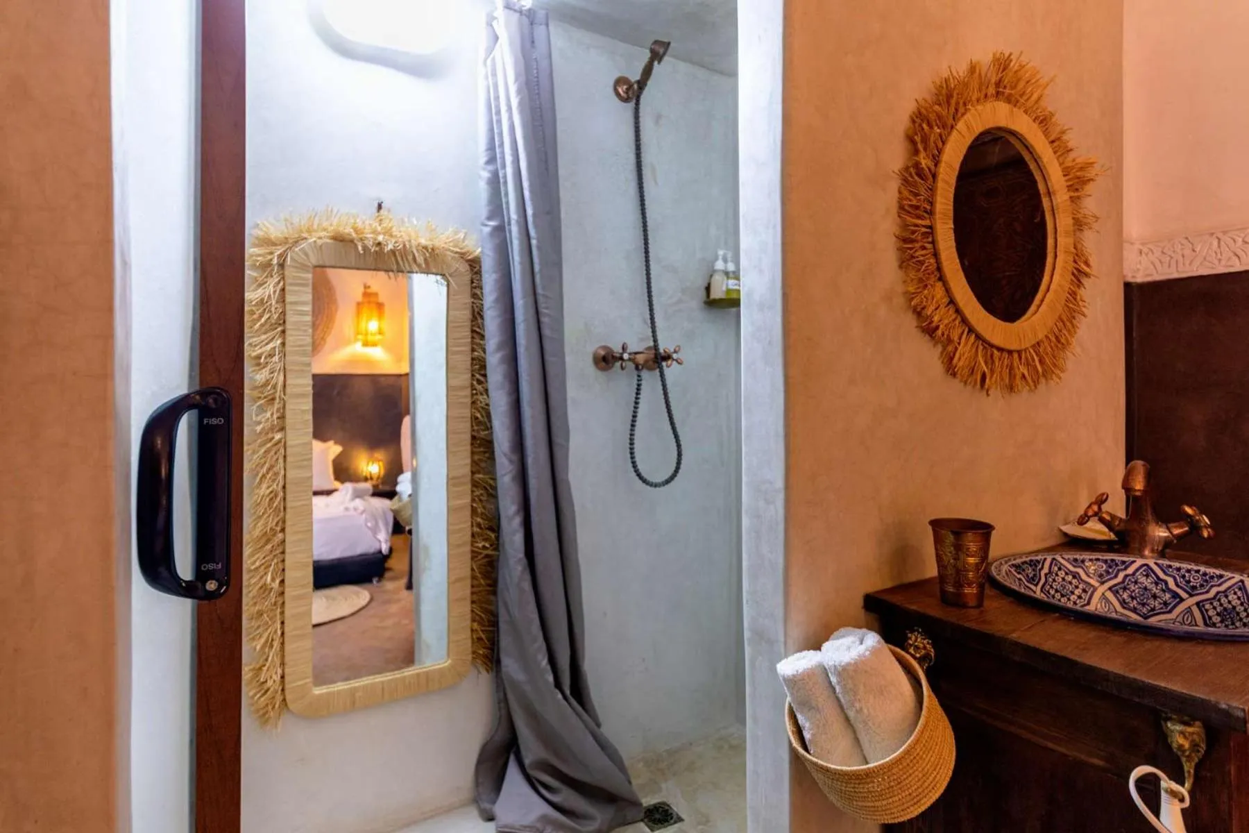 Bathroom, Bed in Riad 7 Saints