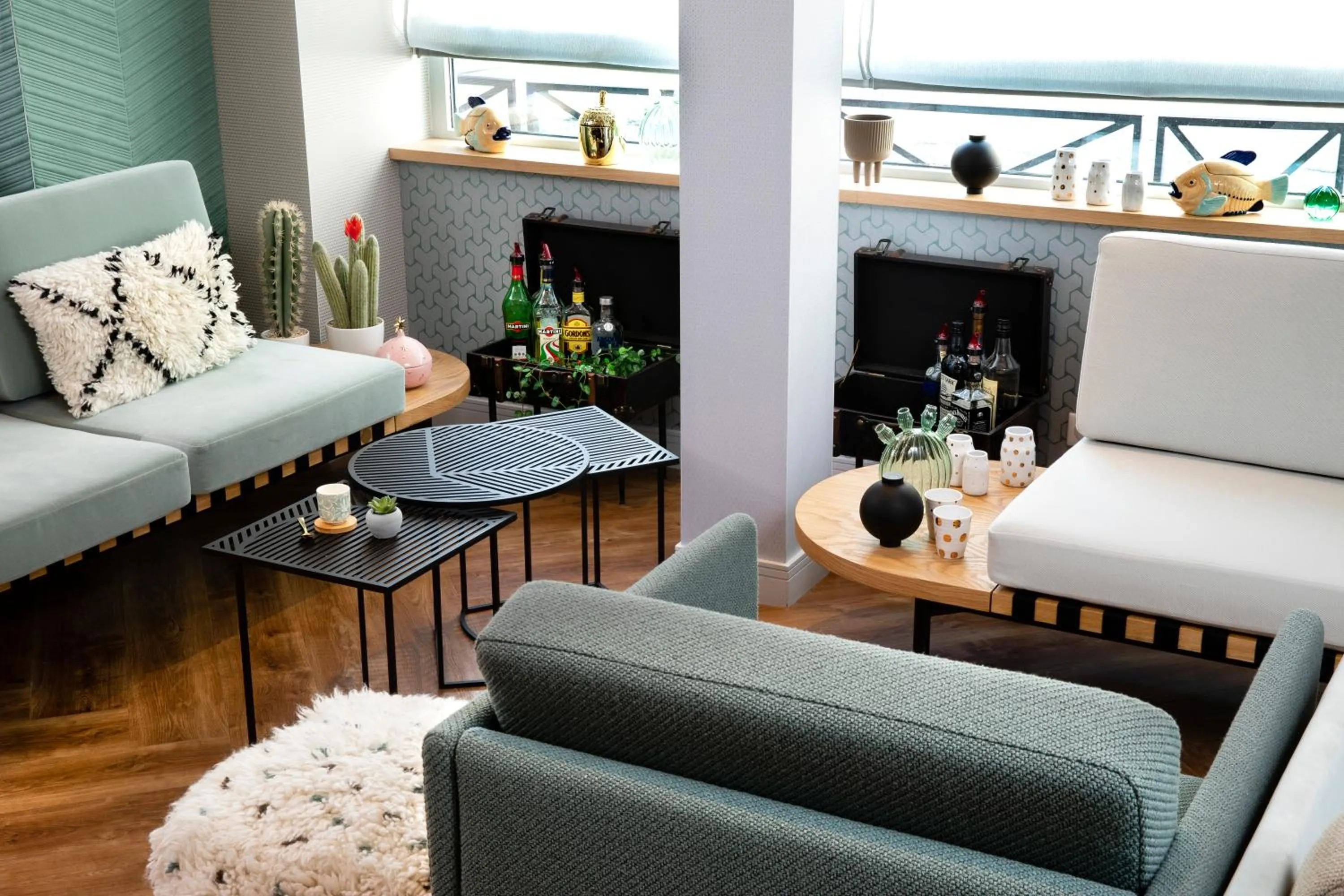 Lounge or bar in Hôtel Eiffel Saint Charles