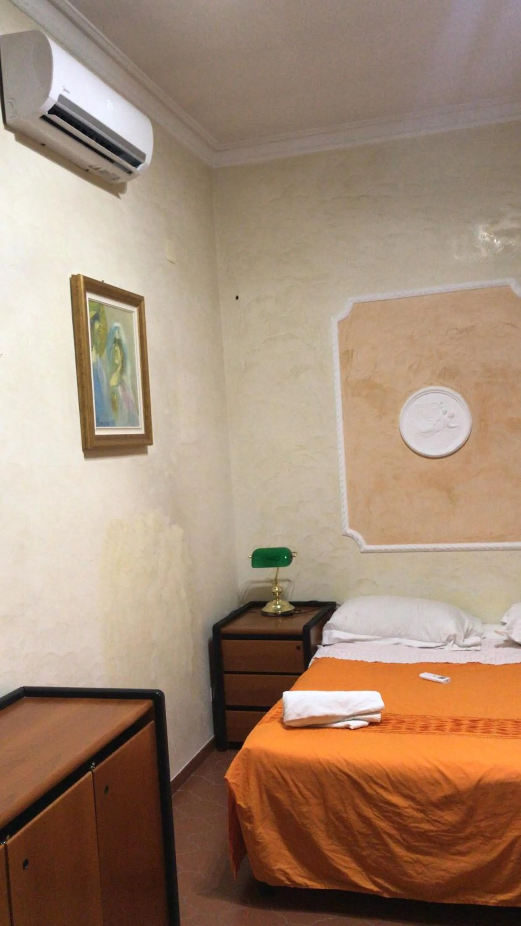 Bed in Villa Susanna B E B