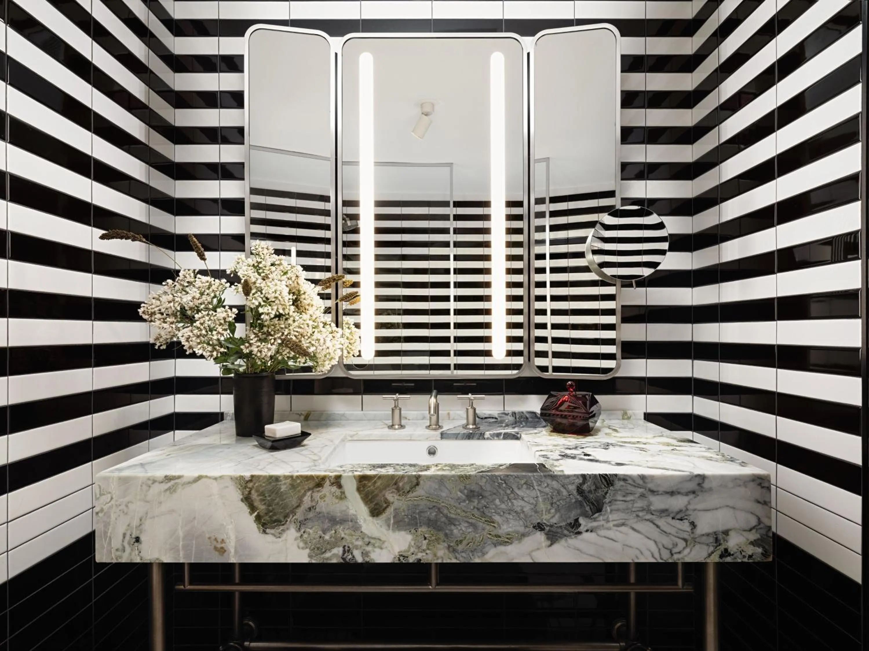 Bathroom in Park Lane New York