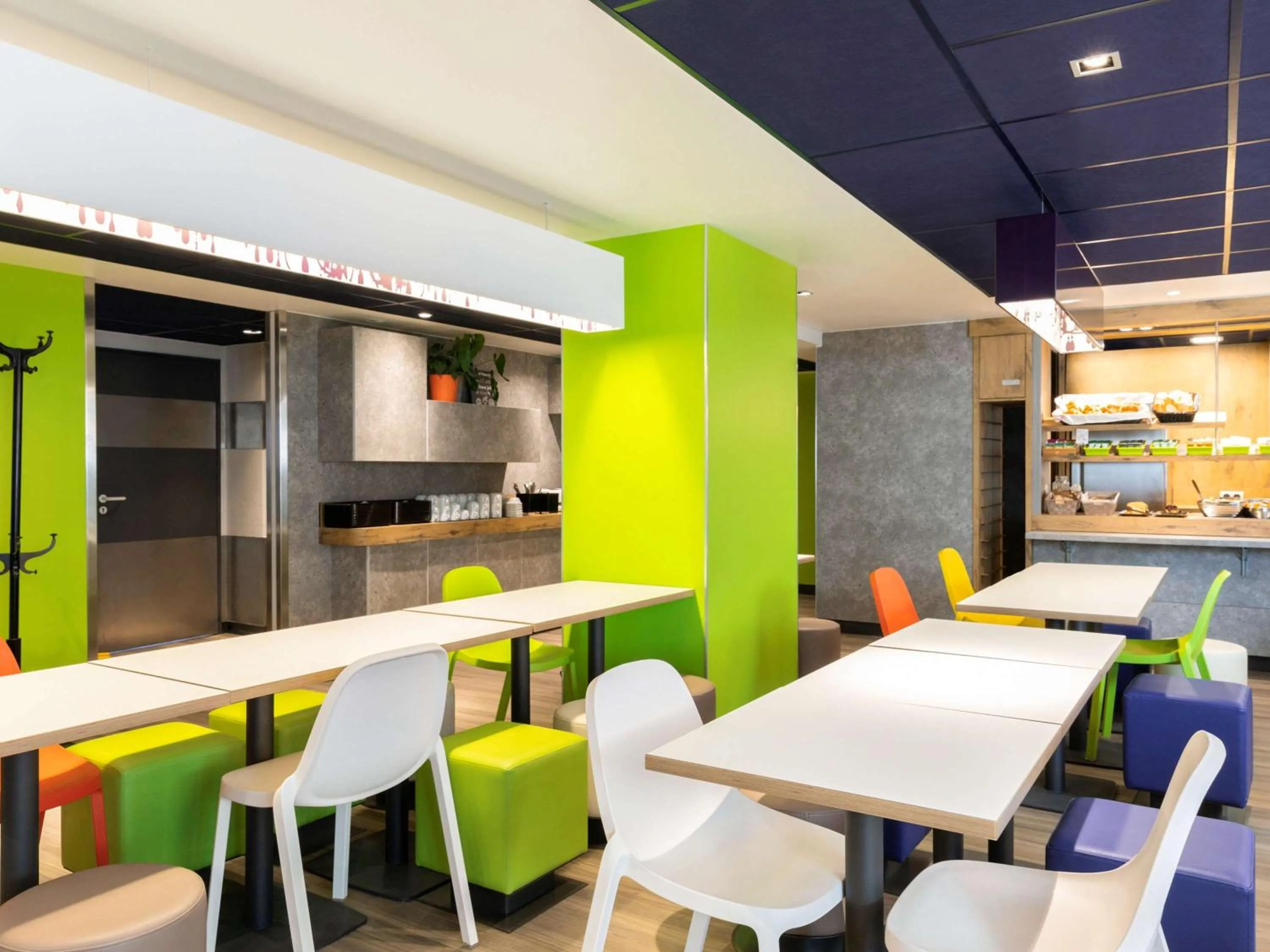 Restaurant/places to eat in ibis budget Meudon Paris Ouest