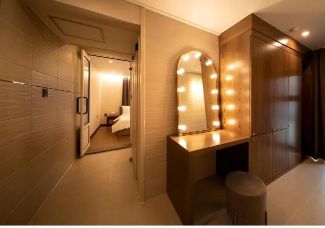 Photo of the whole room in Centro Hotel