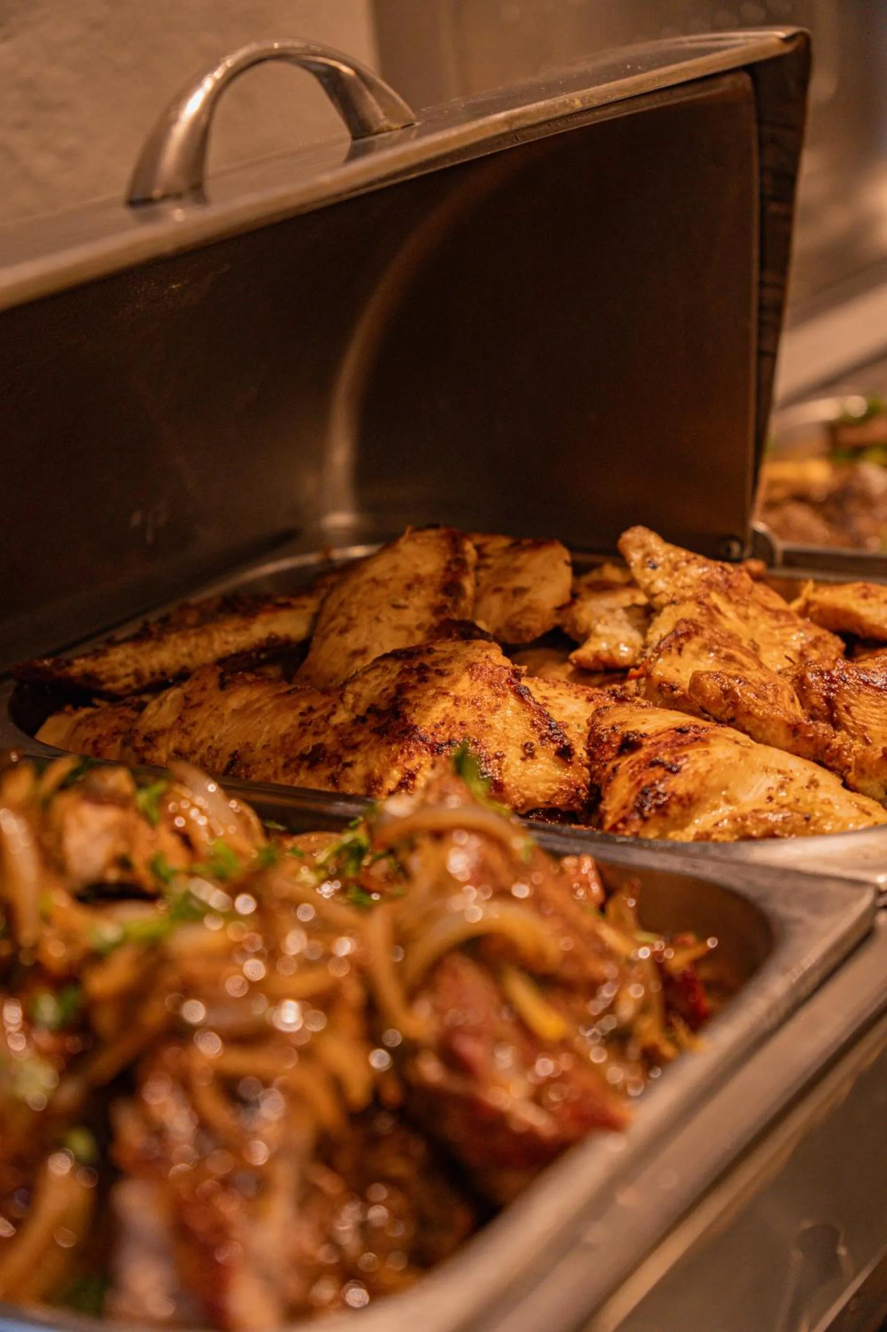 Restaurant/places to eat in Hotel Porto Napolis