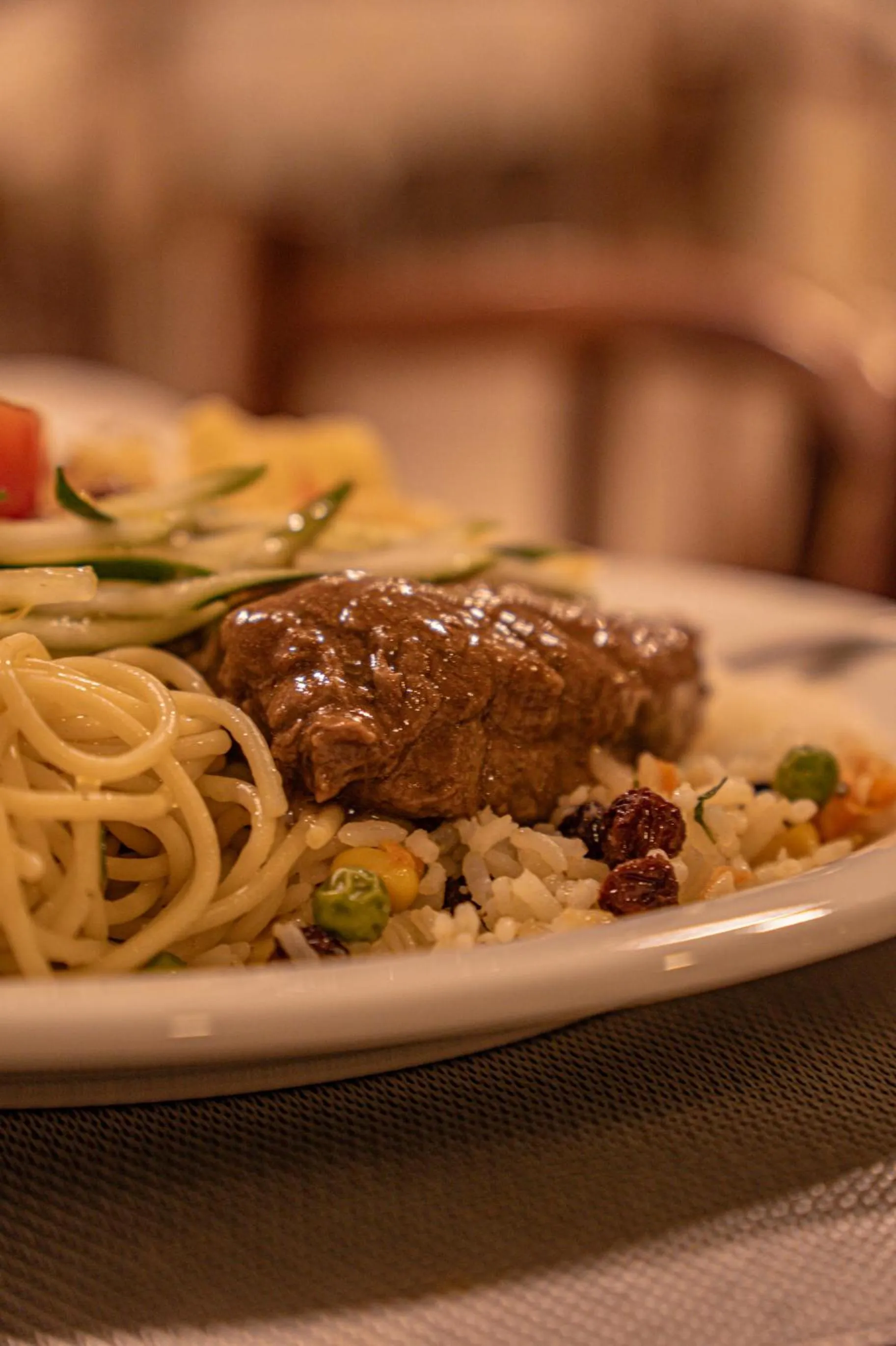 Restaurant/places to eat in Hotel Porto Napolis