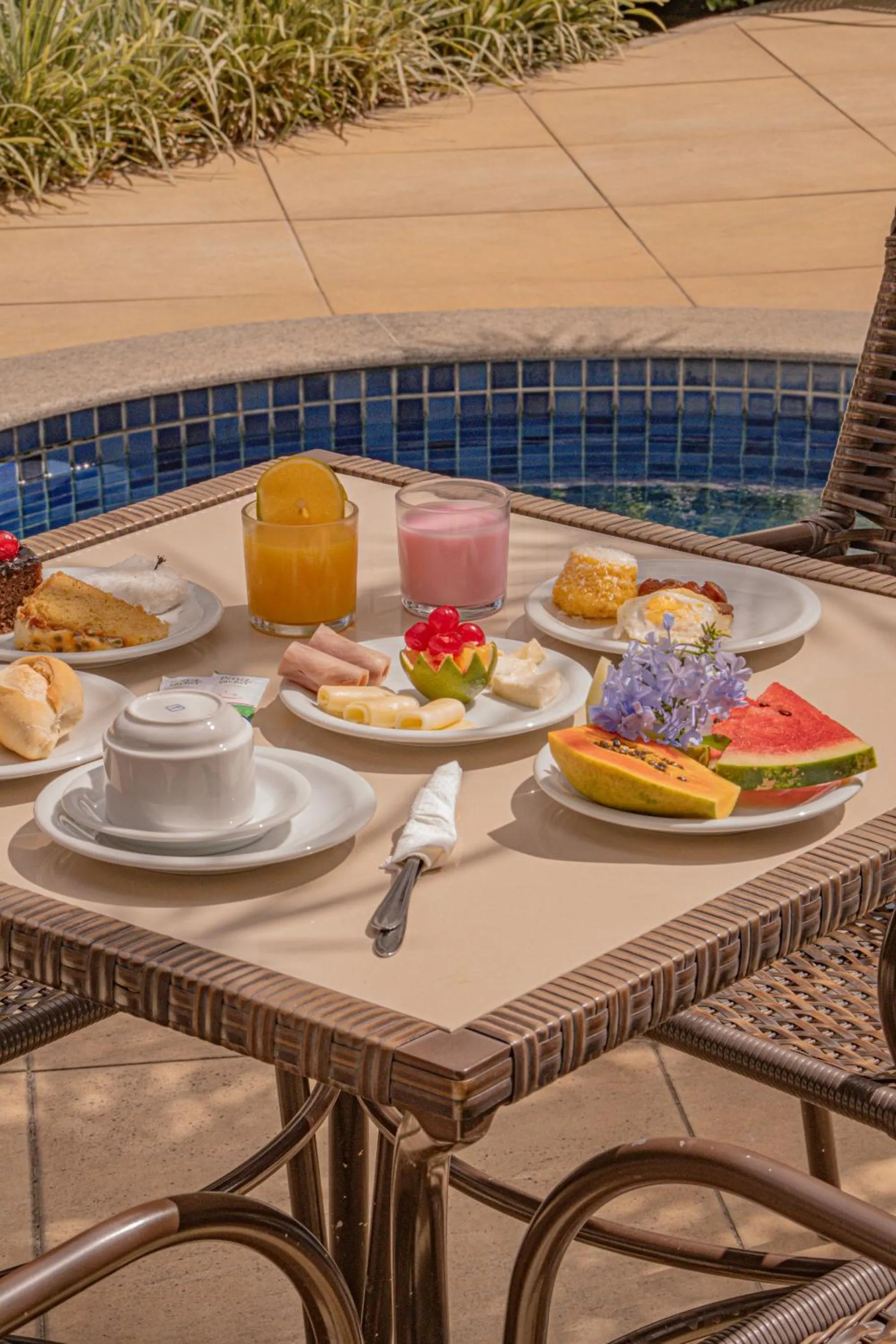 Breakfast in Hotel Porto Napolis