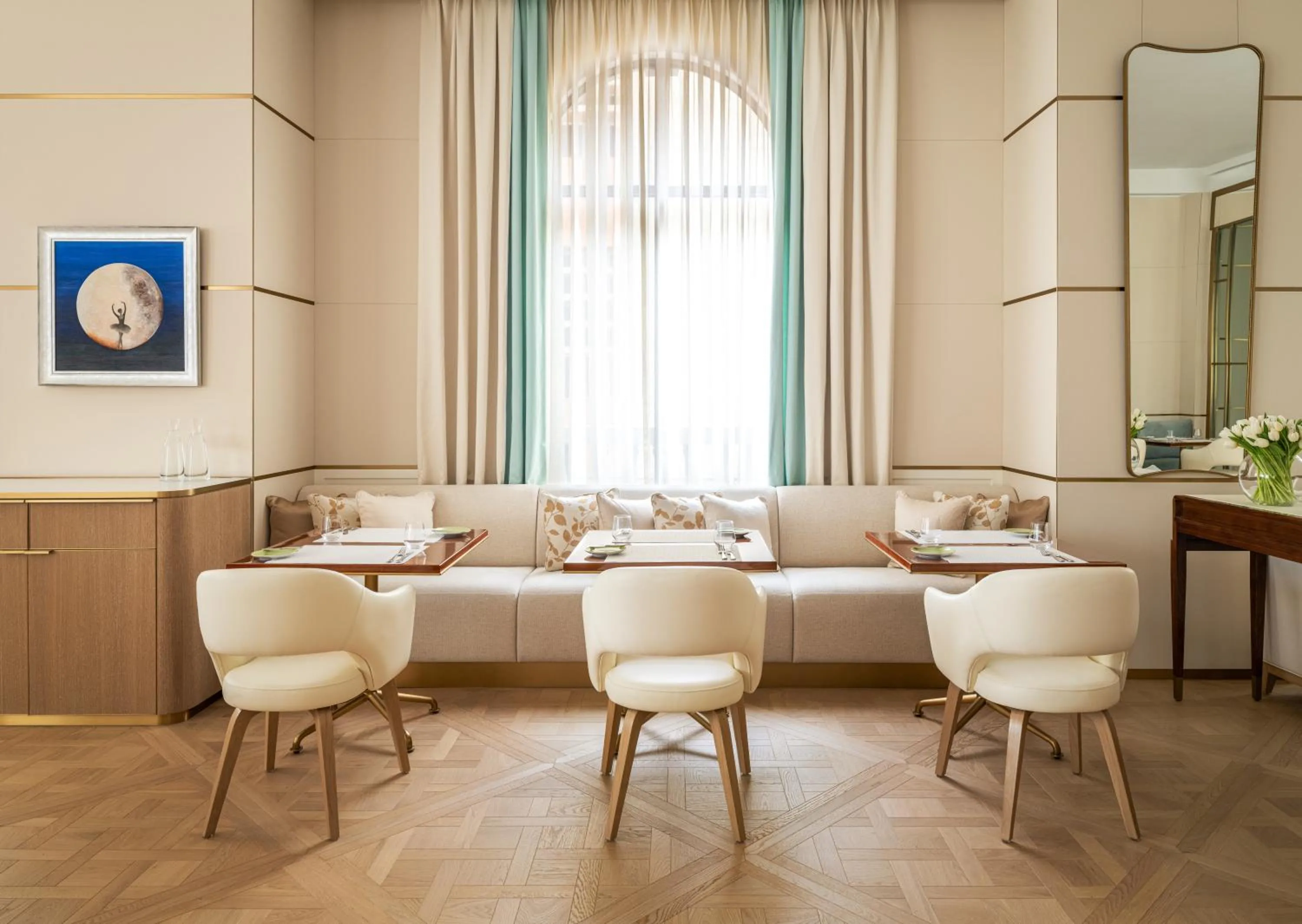 Restaurant/places to eat in Lanson Place Causeway Bay, Hong Kong