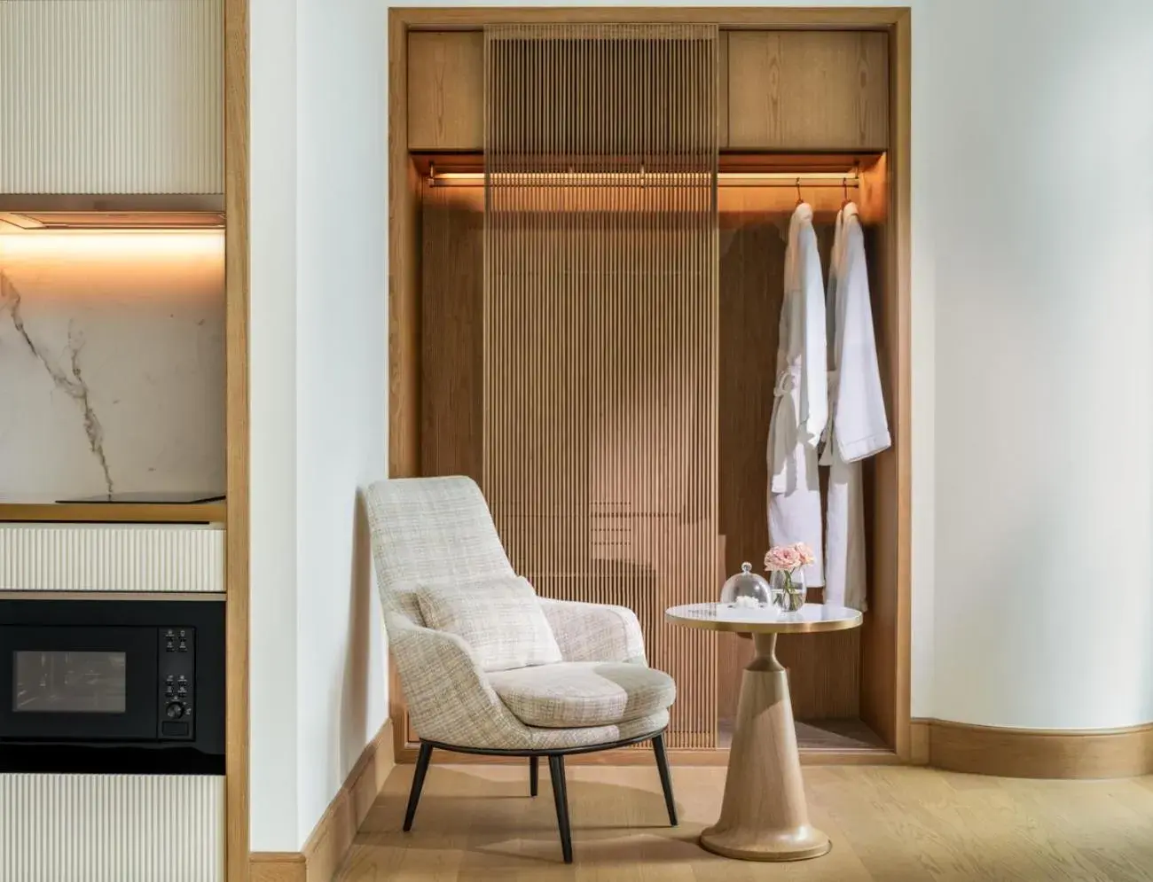 Studio Residence King in Lanson Place Causeway Bay, Hong Kong Studio Residence King in Lanson Place Causeway Bay, Hong Kong