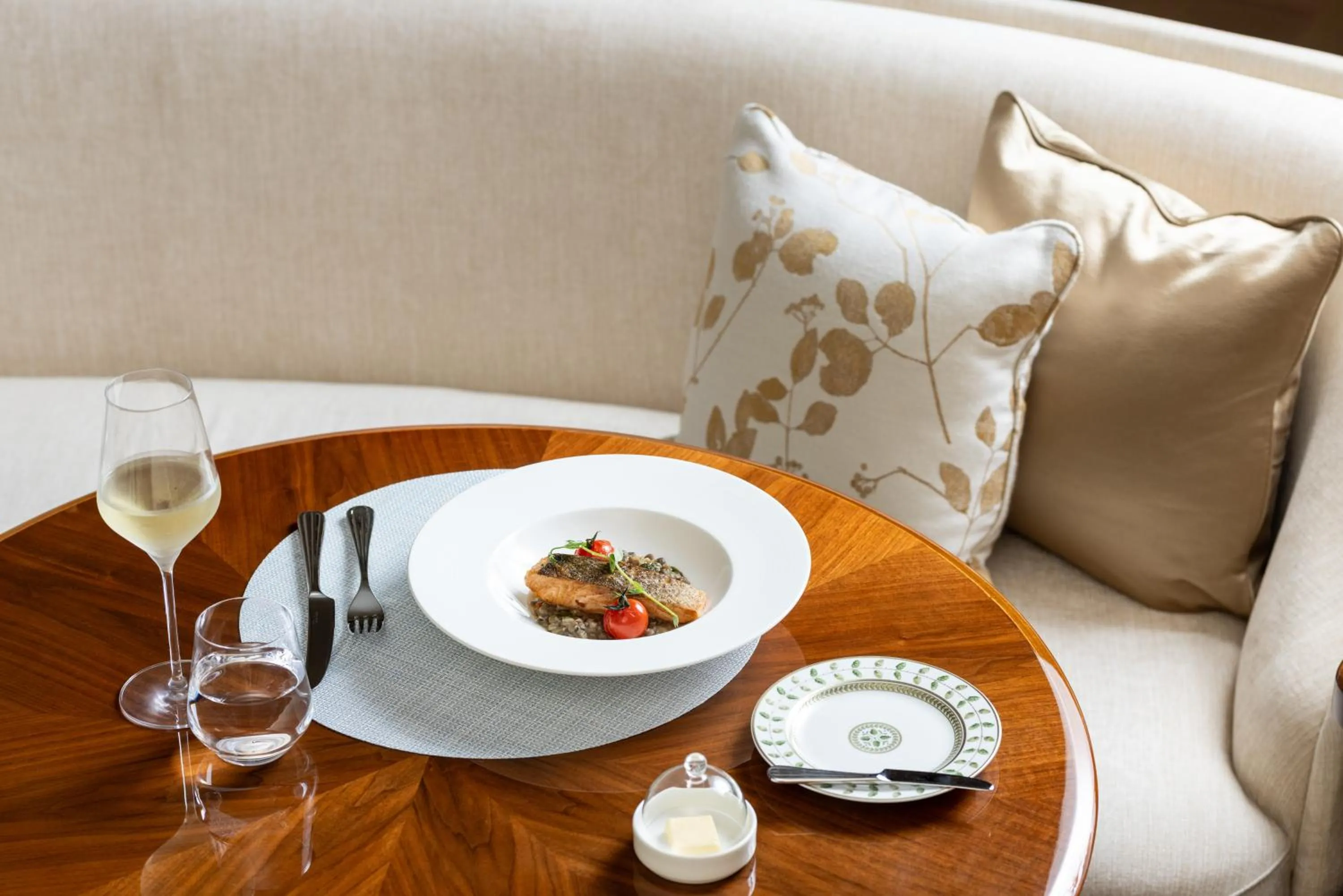 Restaurant/places to eat in Lanson Place Causeway Bay, Hong Kong