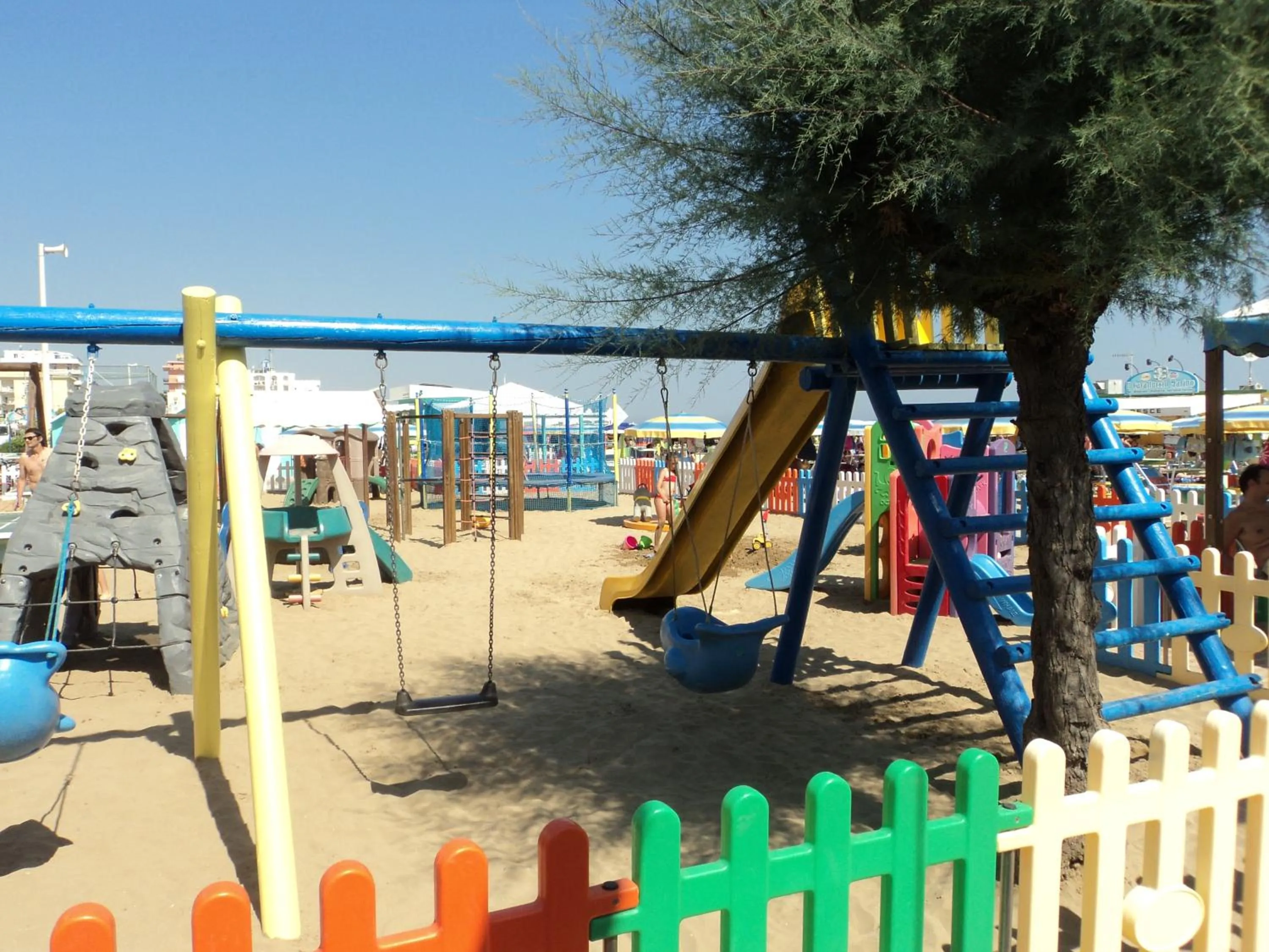 Day in Residence Roxy