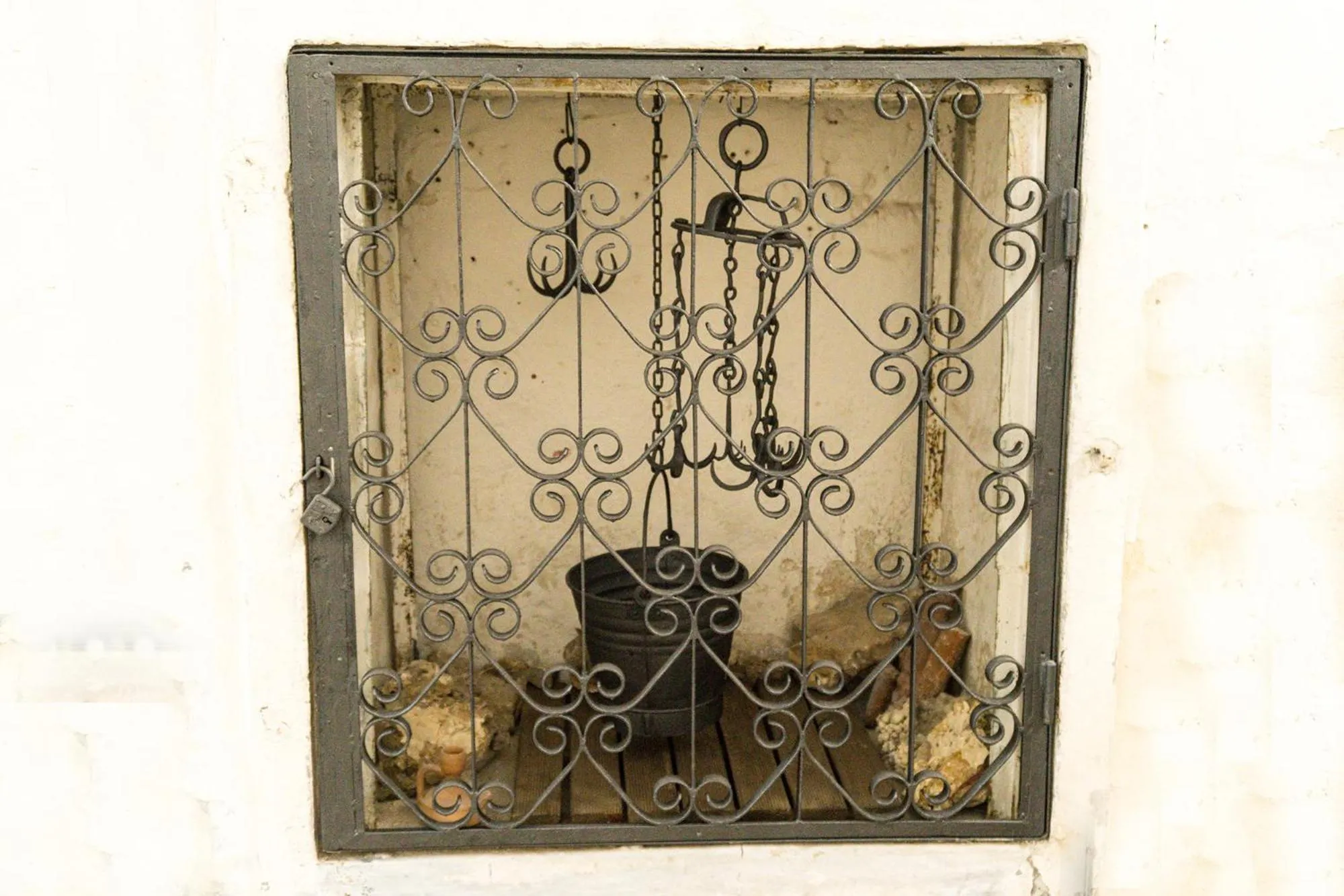 Patio in Donato Rooms