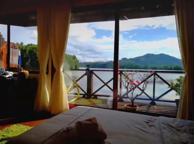 Bed in Gayang Friendly Water House Homestay