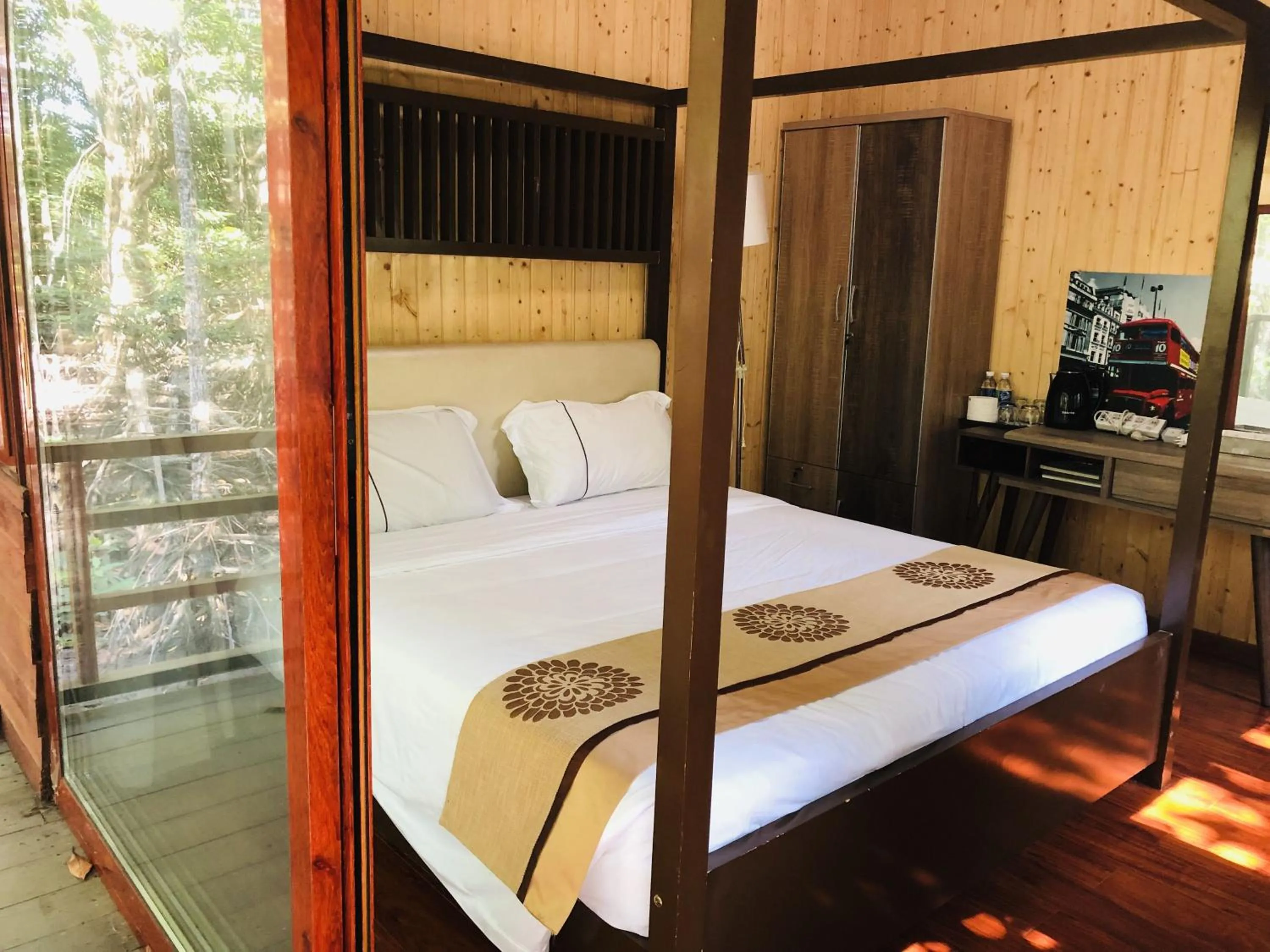 Bed in Gayang Friendly Water House Homestay