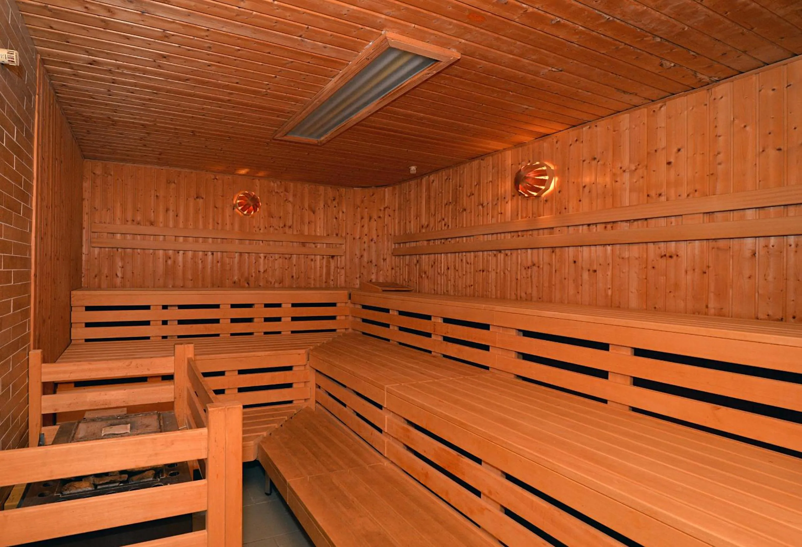 Sauna in Landgasthof & Hotel Waldow