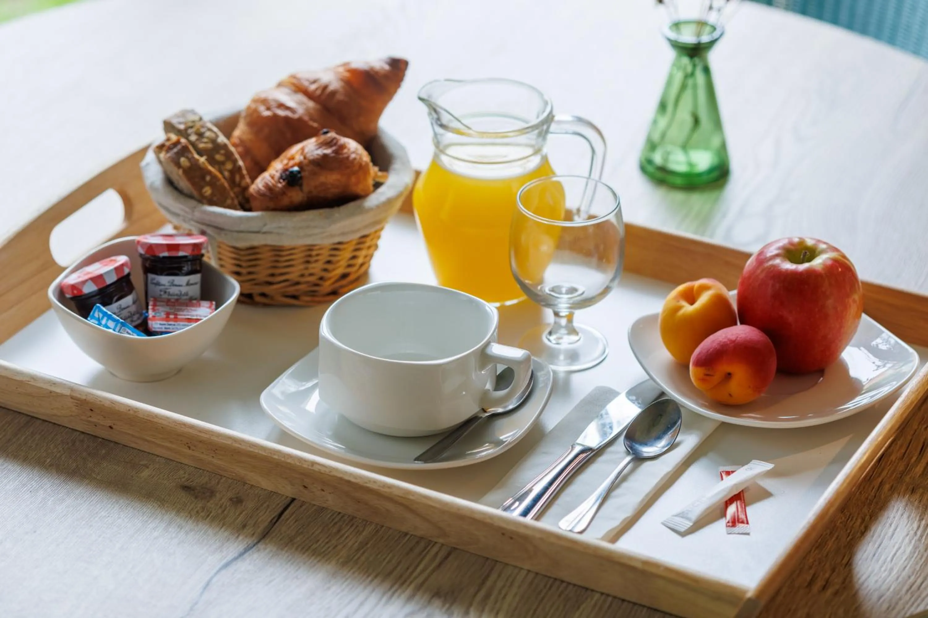 Breakfast in The Originals Boutique, Hôtel Le Pariou, Issoire