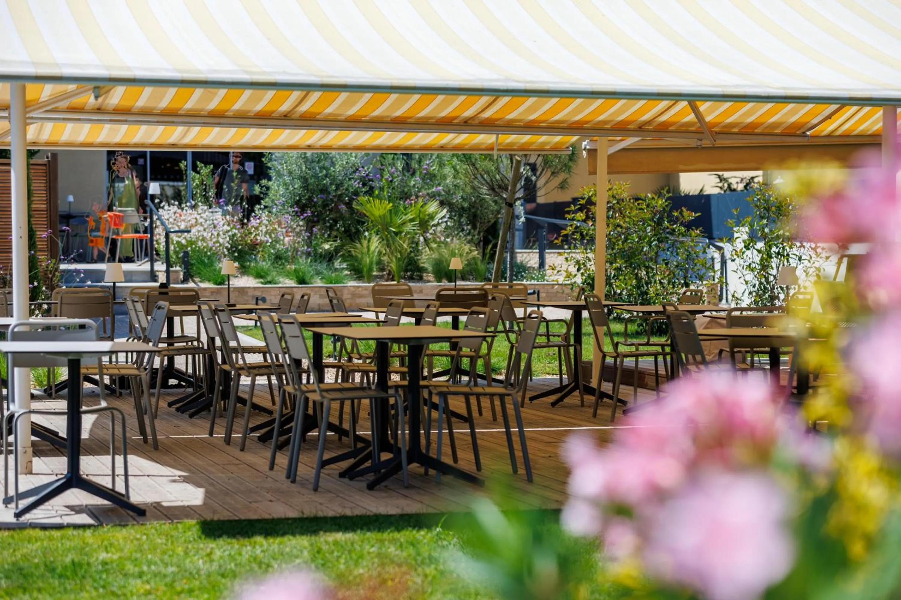 Breakfast in The Originals Boutique, Hôtel Le Pariou, Issoire