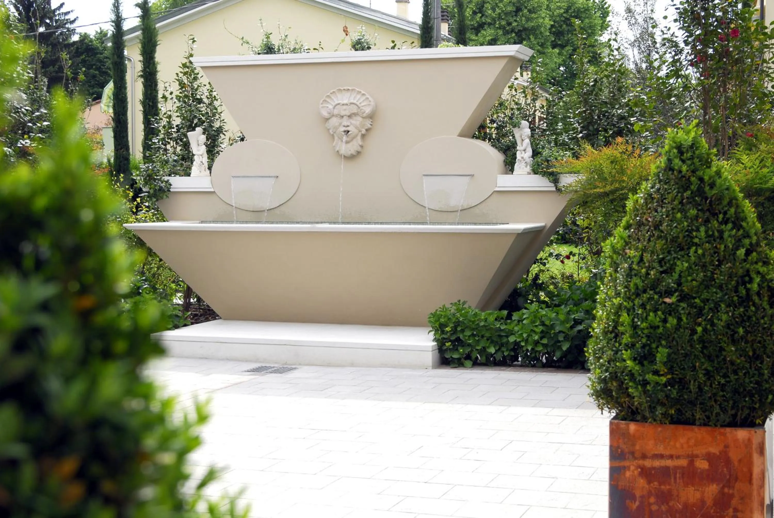 Spring in Hotel dei Gonzaga