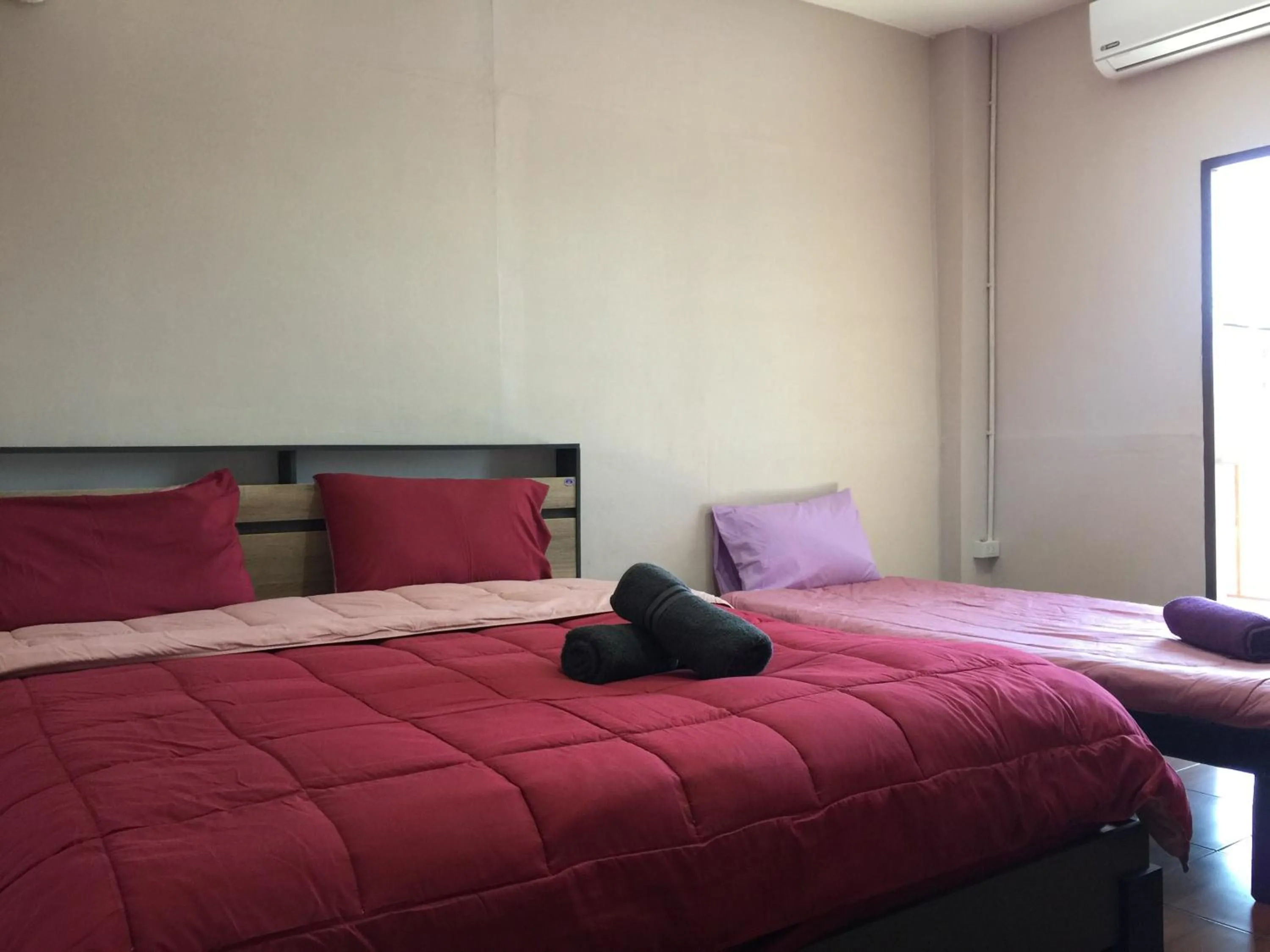 Photo of the whole room, Bed in SMILE HOME GUESTHOUSE