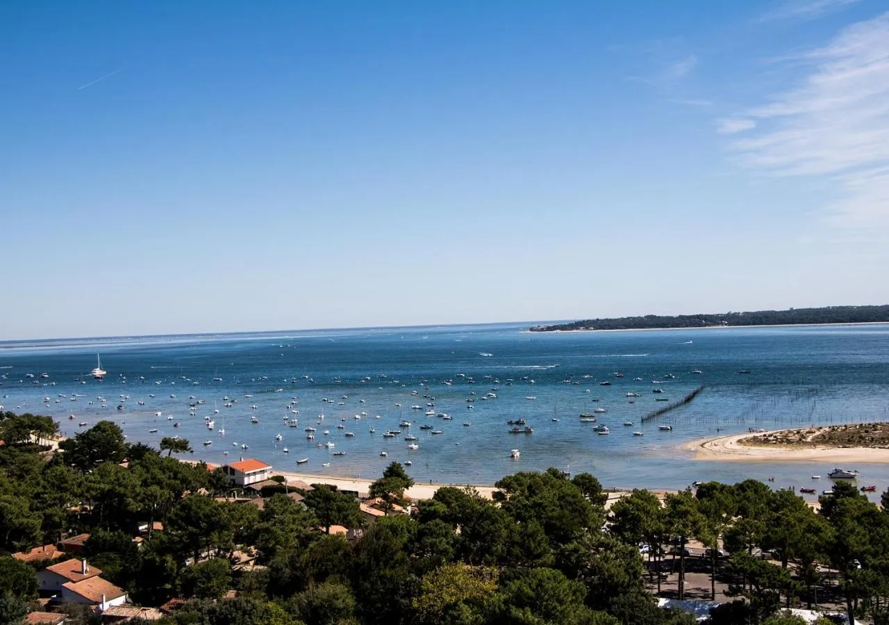 Natural landscape in Hôtel Côté Sable
