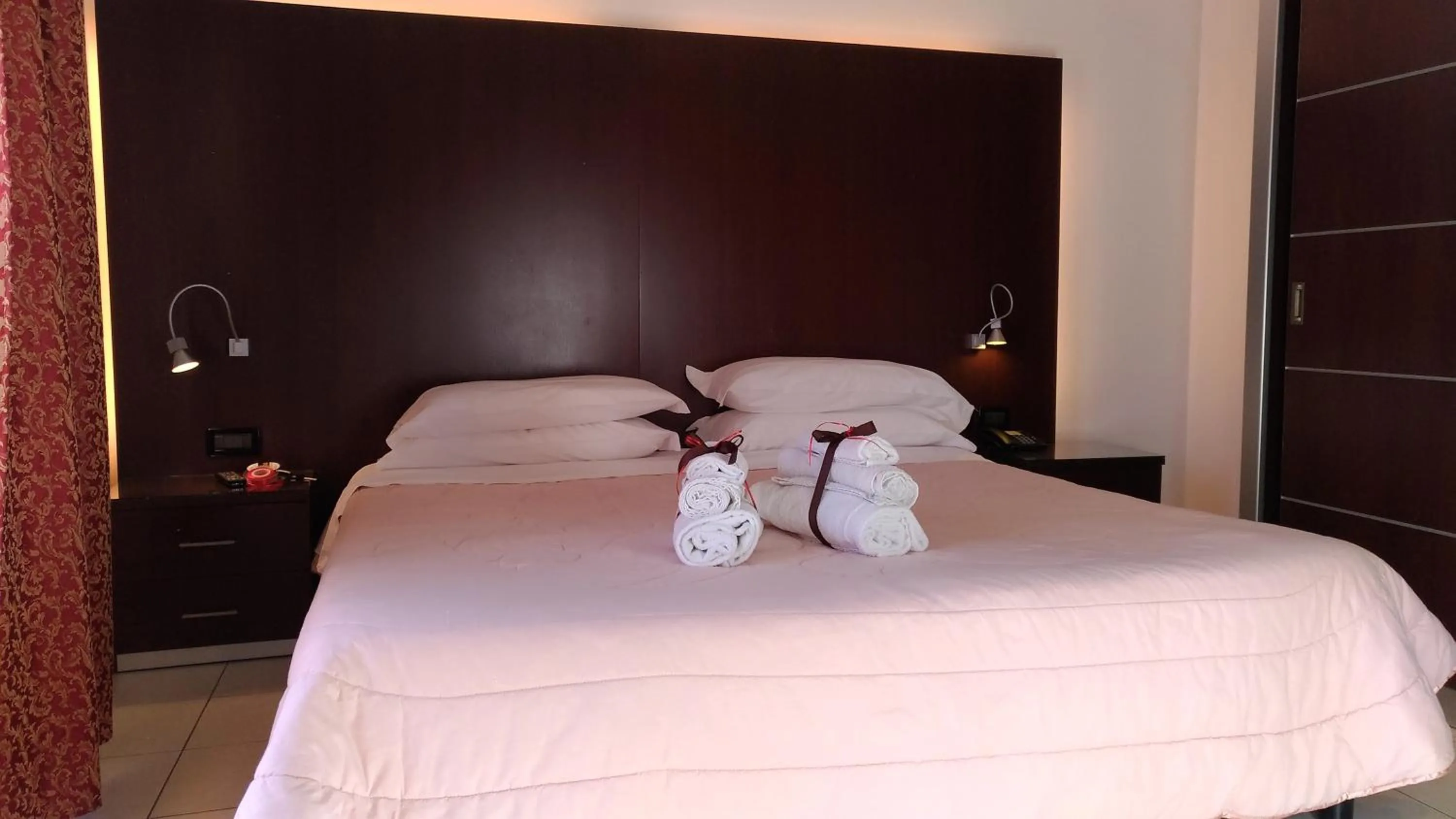 Bed in Residence Domus