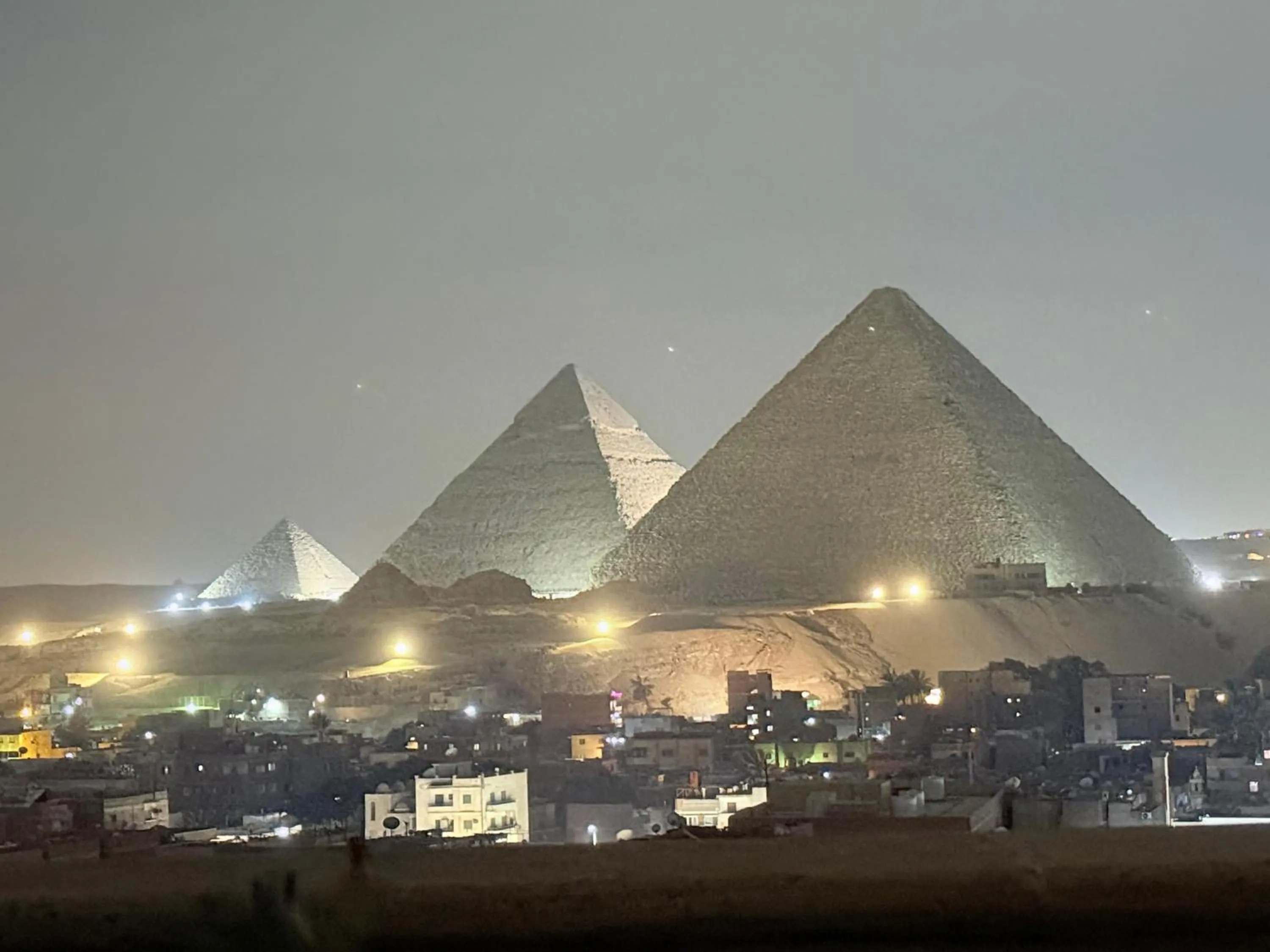 Eco green pyramids hotel