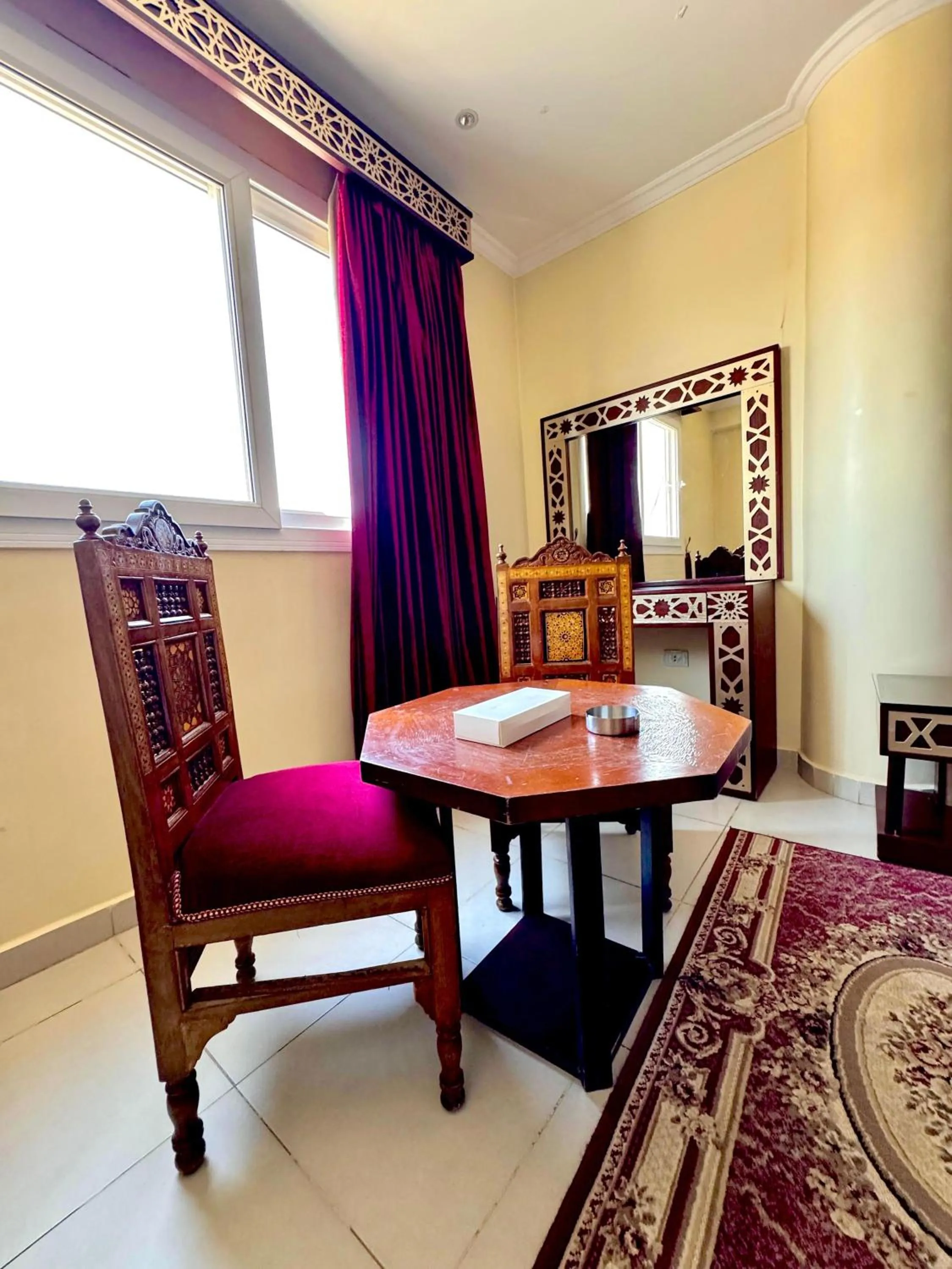 Bed in PYRAMIDS TOWER Inn