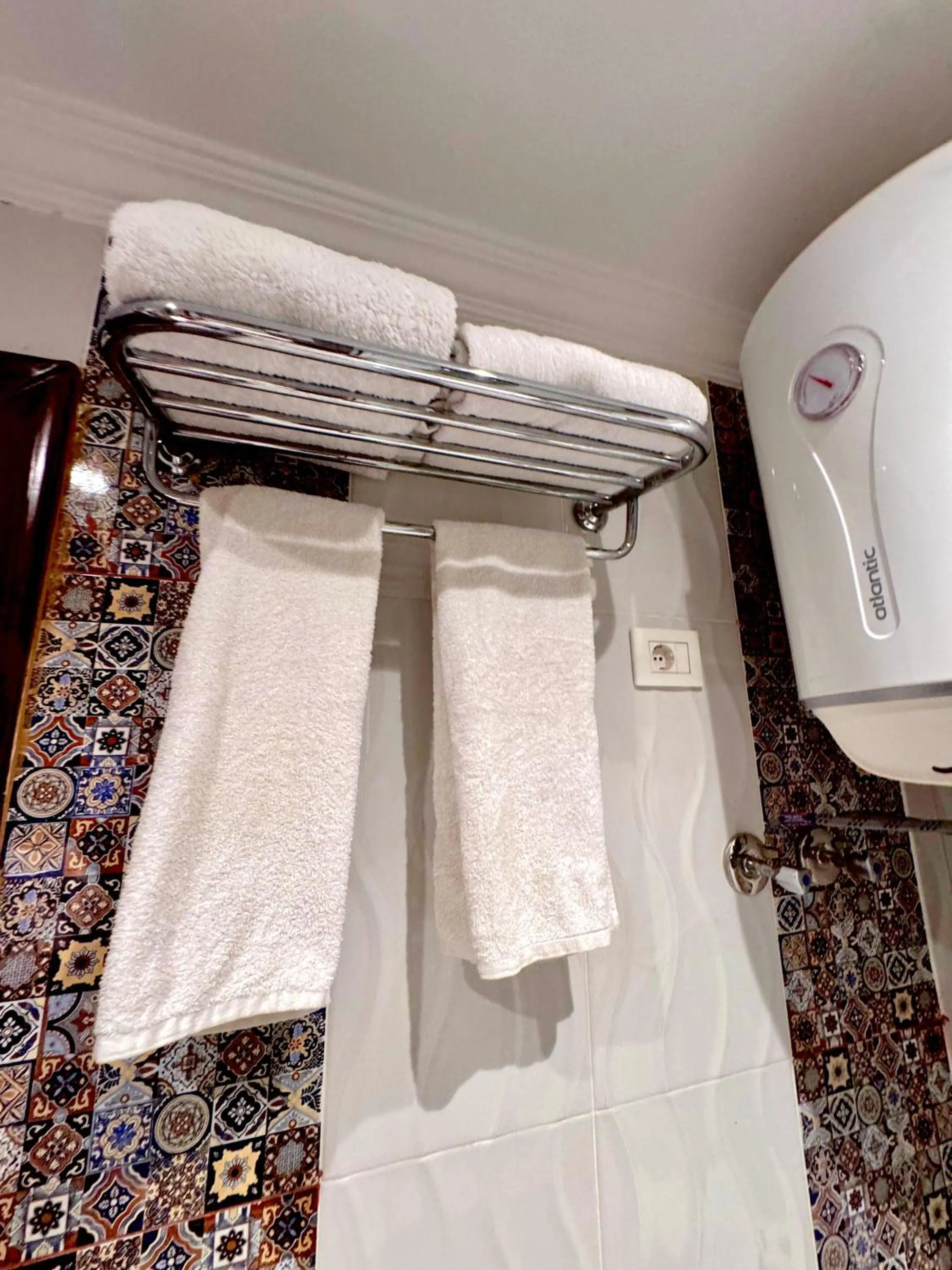 Bed in PYRAMIDS TOWER Inn