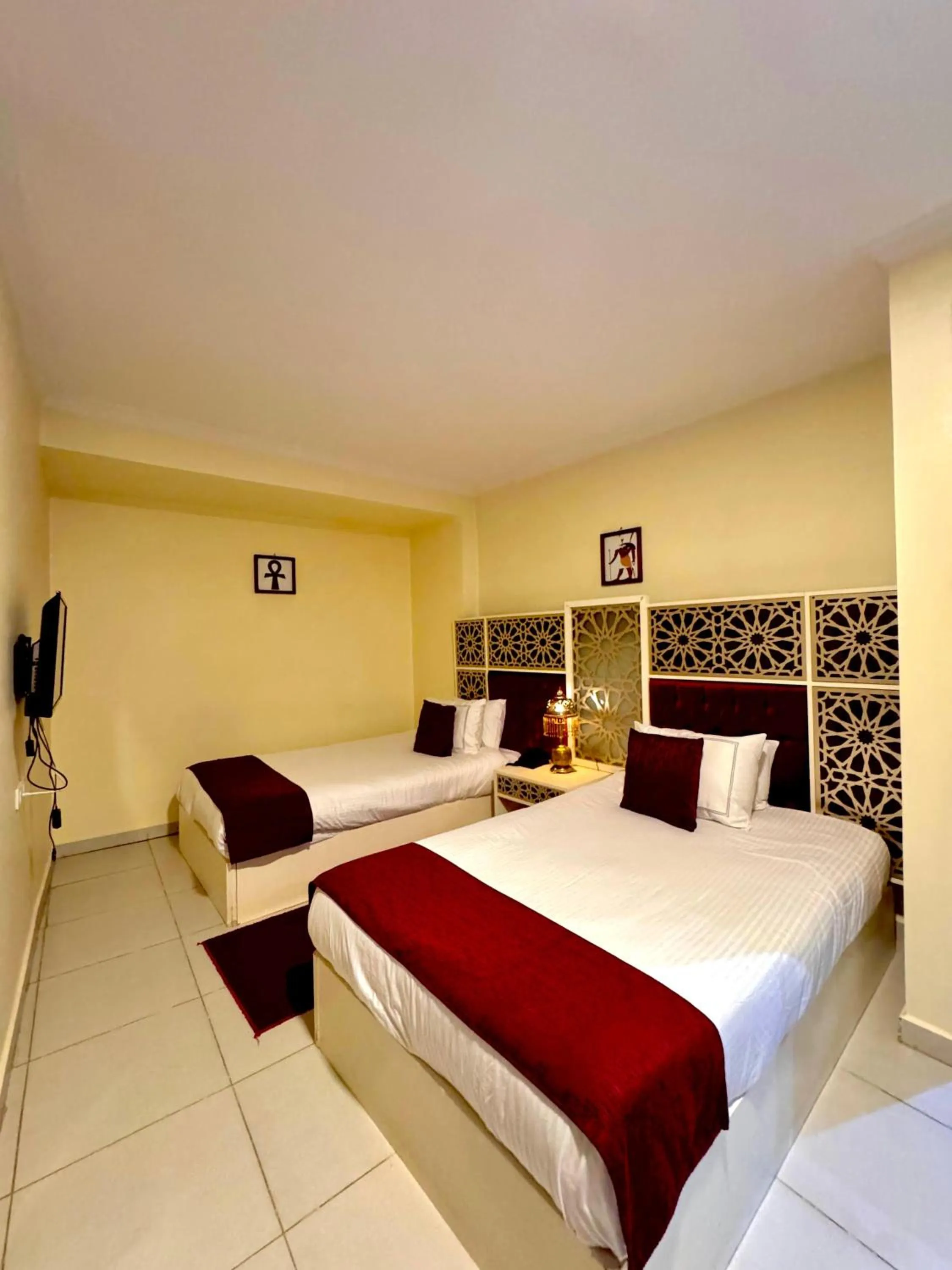 Photo of the whole room, Bed in PYRAMIDS TOWER Inn