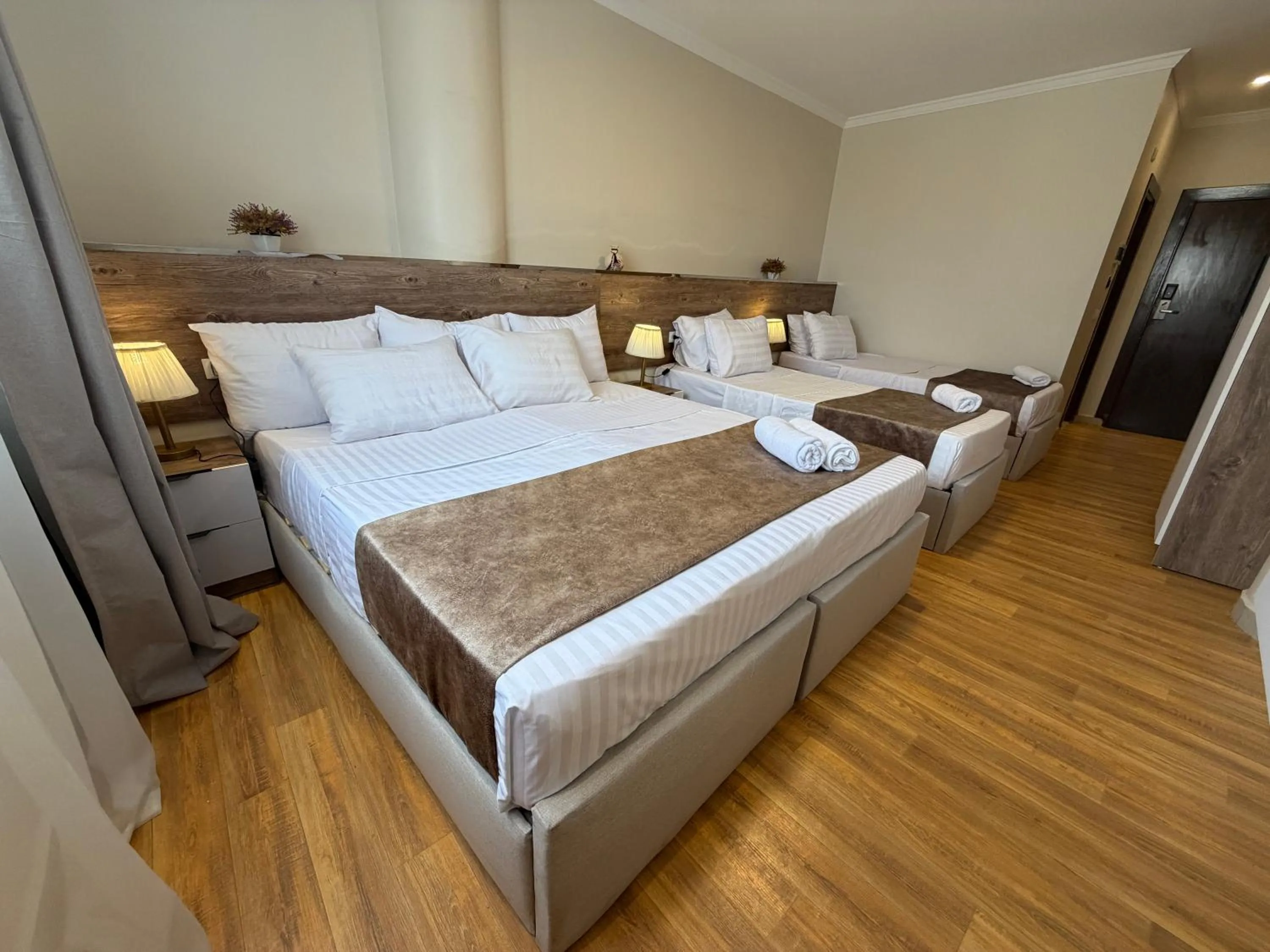 DELUXE DOUBLE ROOM TWIN BED CITY VIEW (BALCONY) in Eco green pyramids hotel