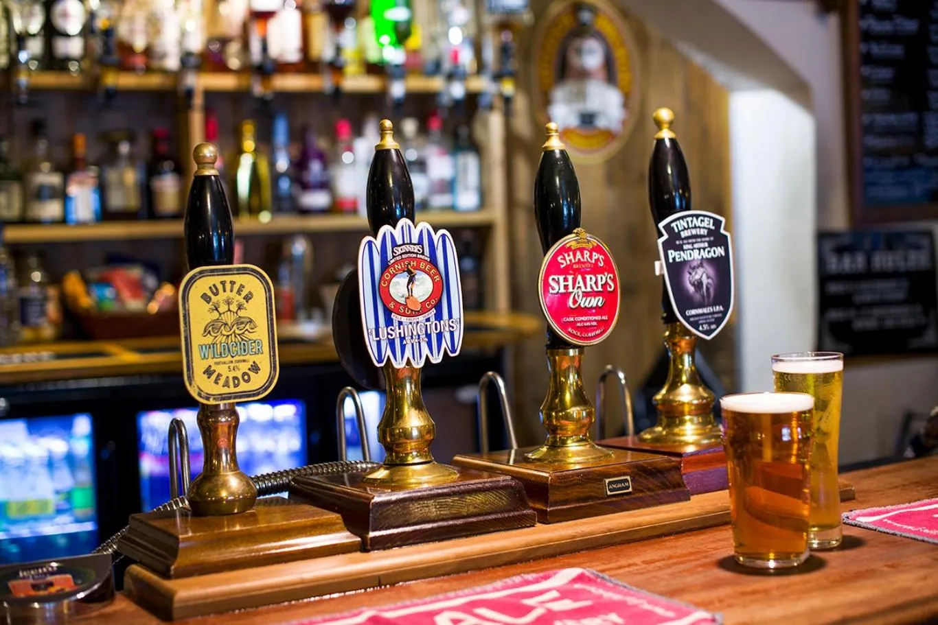 Lounge or bar in Trengilly Wartha Inn