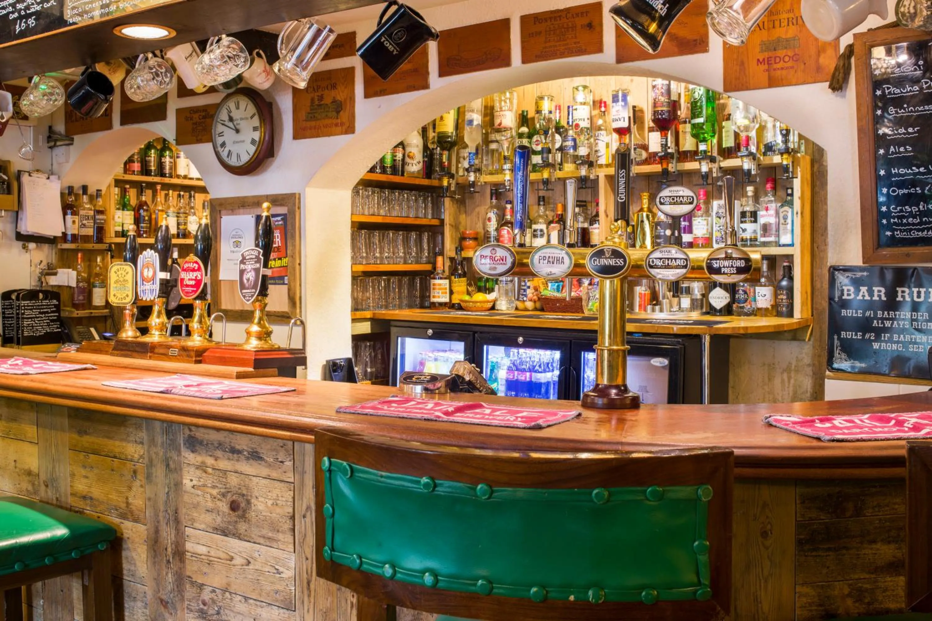 Lounge or bar in Trengilly Wartha Inn