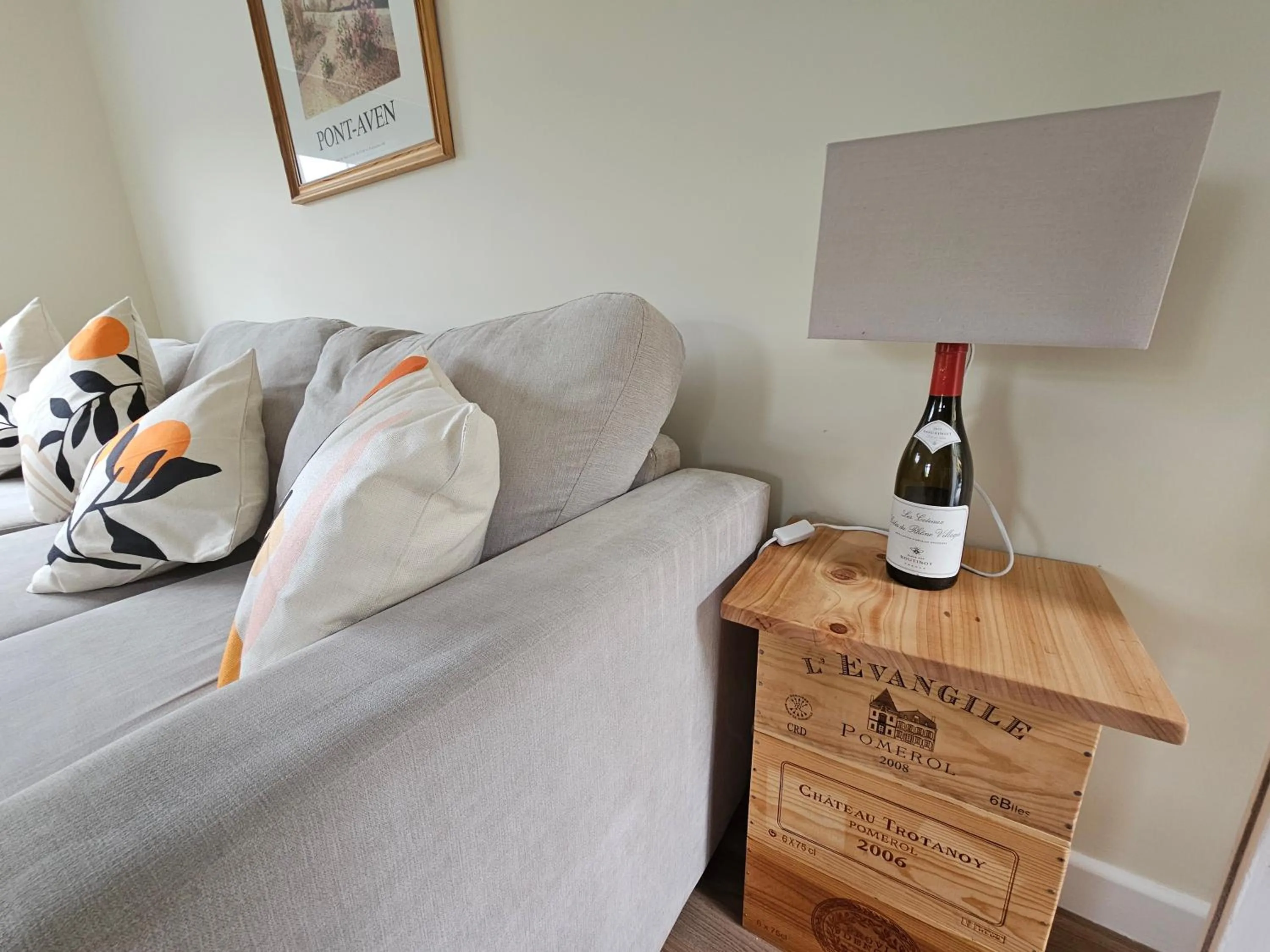 Living room in Trengilly Wartha Inn