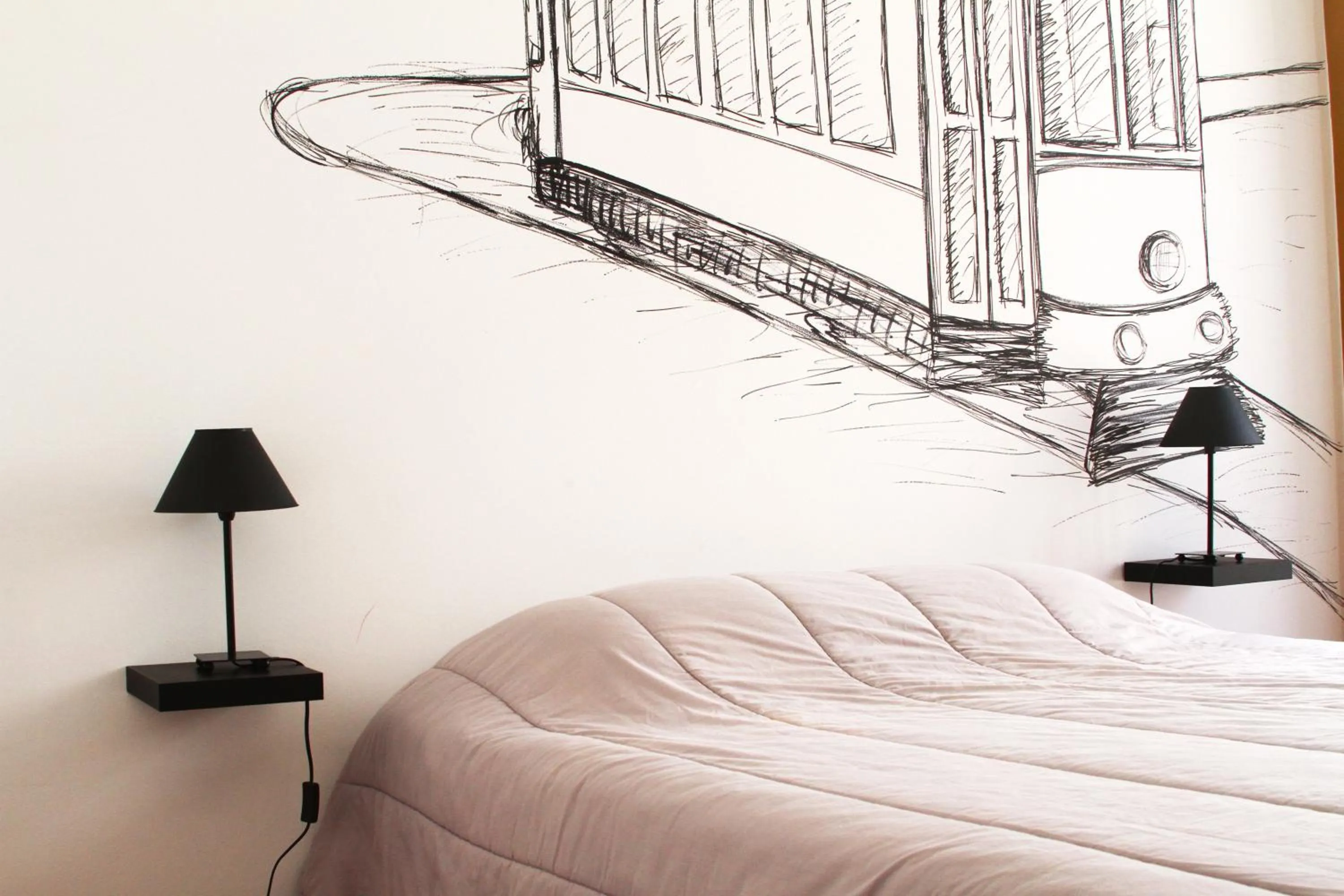 Photo of the whole room, Bed in Hostel 2300 Thomar