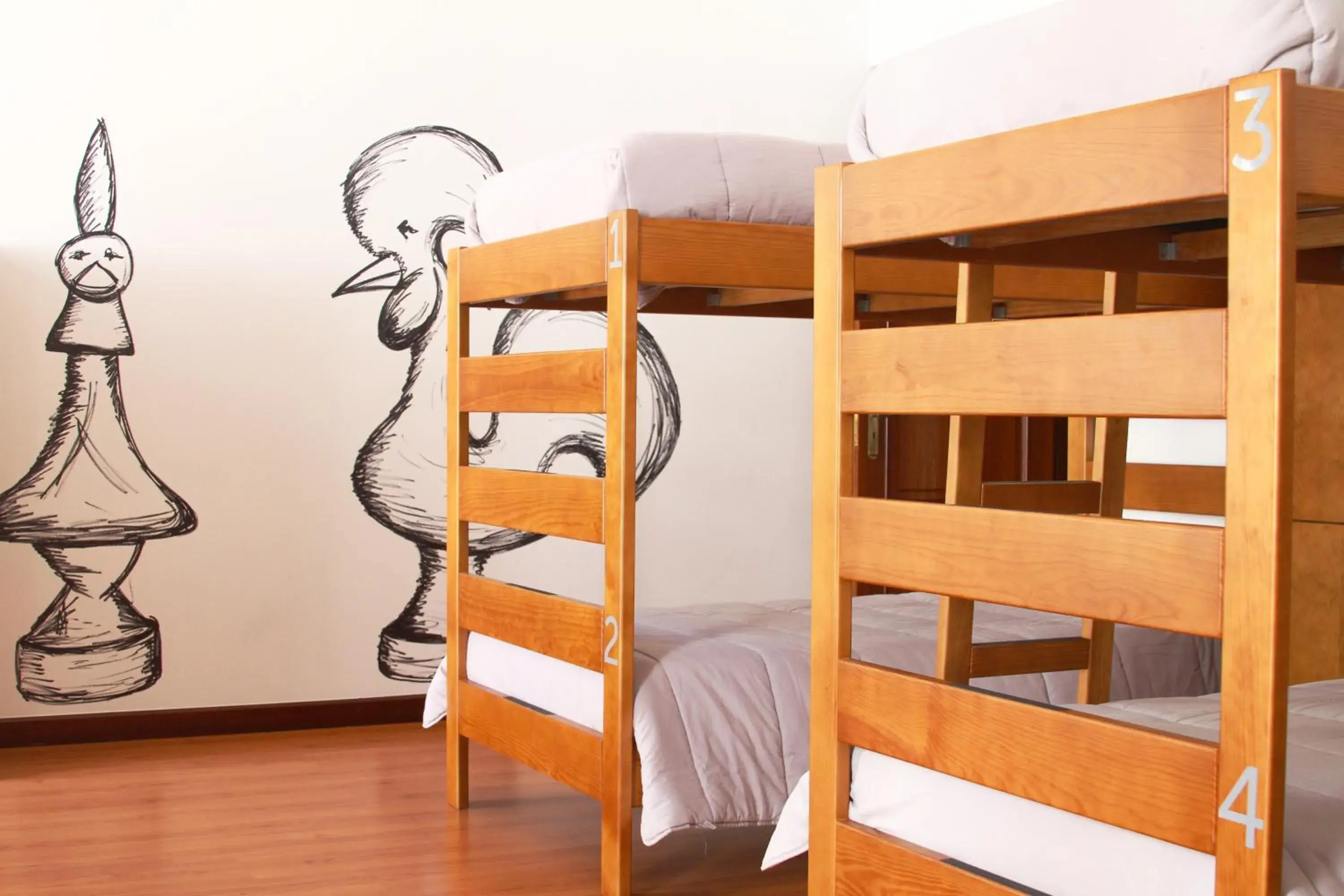 Bunk Bed in 8-Bed Mixed Dormitory Room in Hostel 2300 Thomar Bunk Bed in 8-Bed Mixed Dormitory Room in Hostel 2300 Thomar