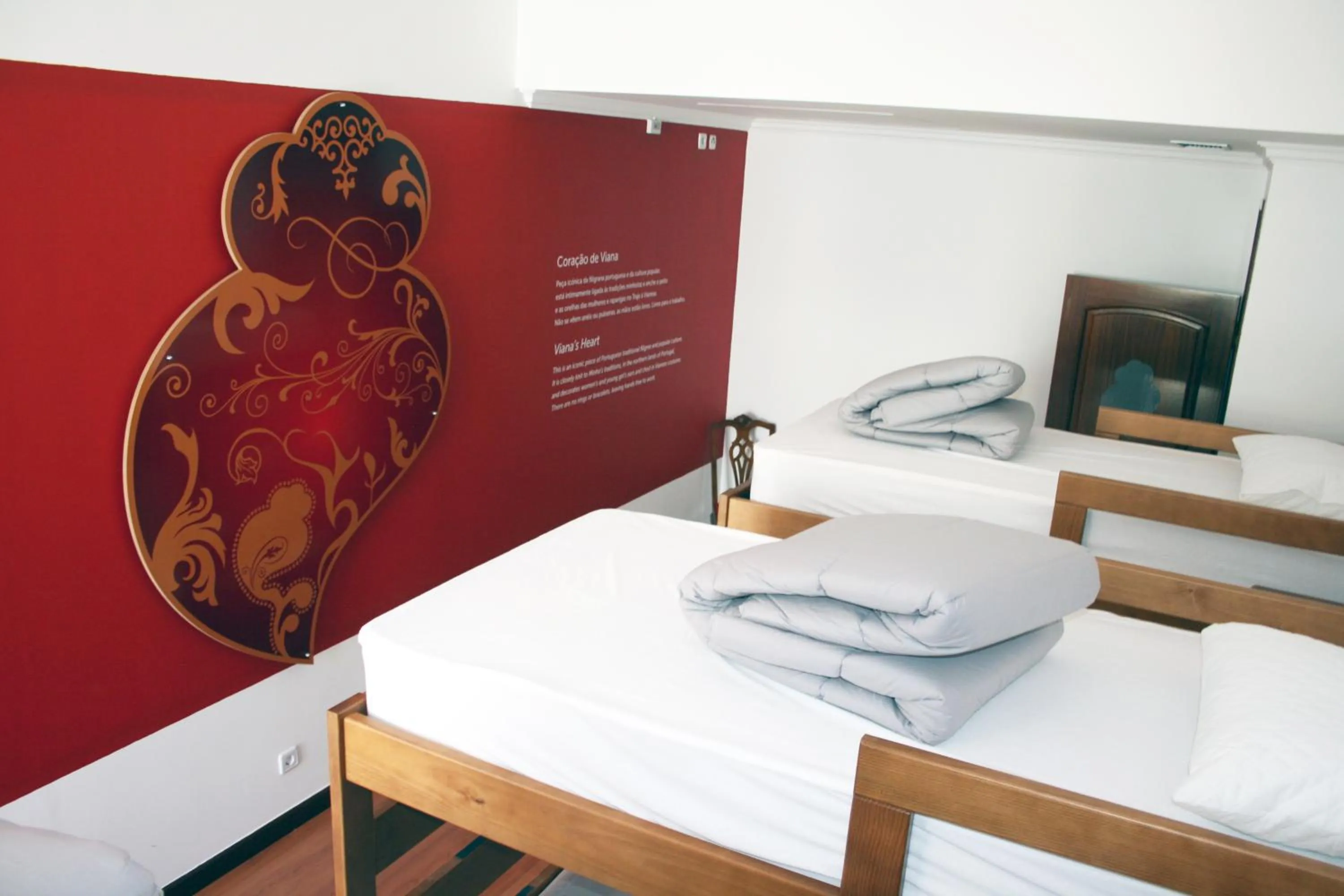 Photo of the whole room in Hostel 2300 Thomar