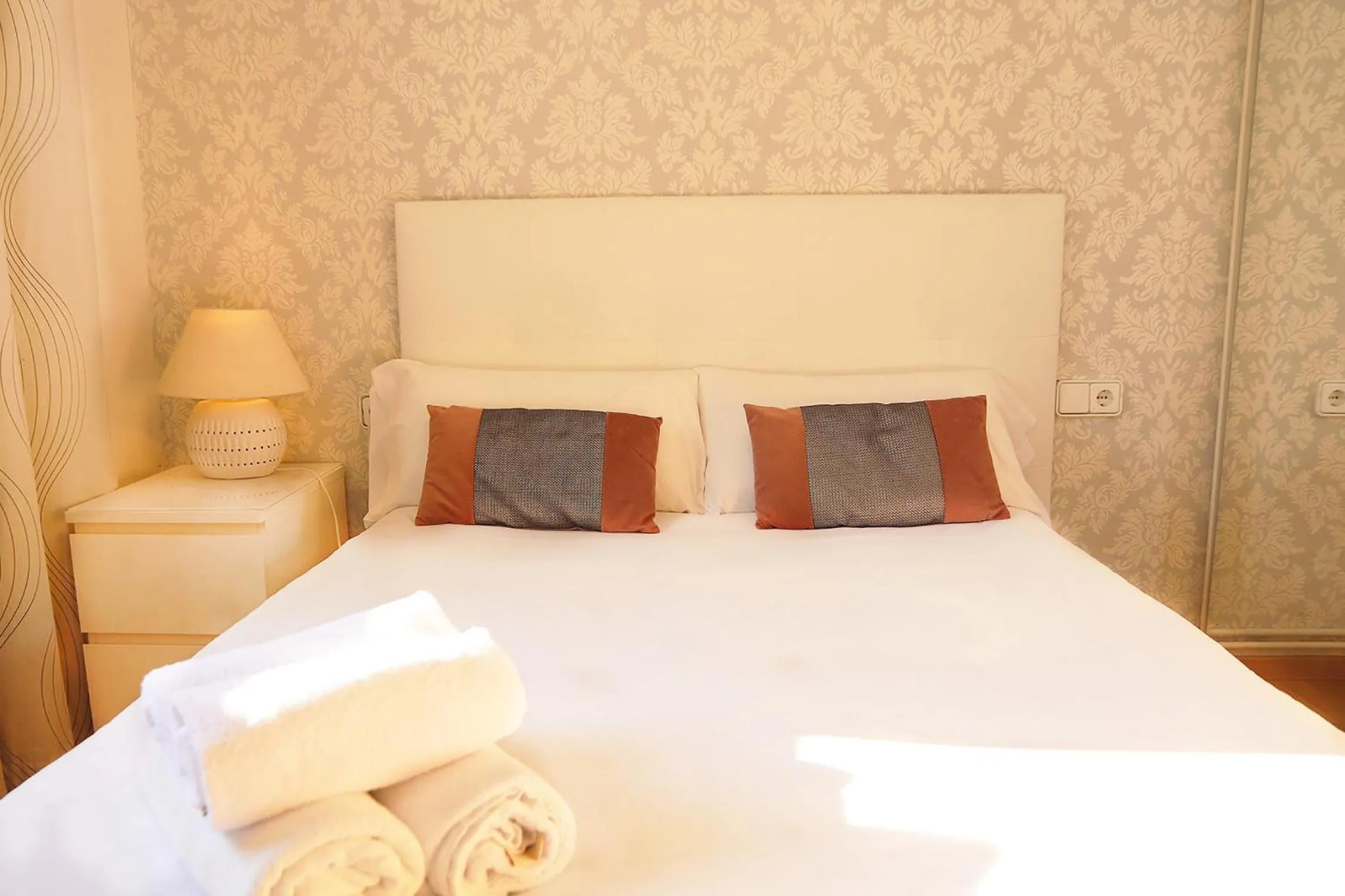 Bedroom, Bed in Bcn-rentals apartments in the Old town