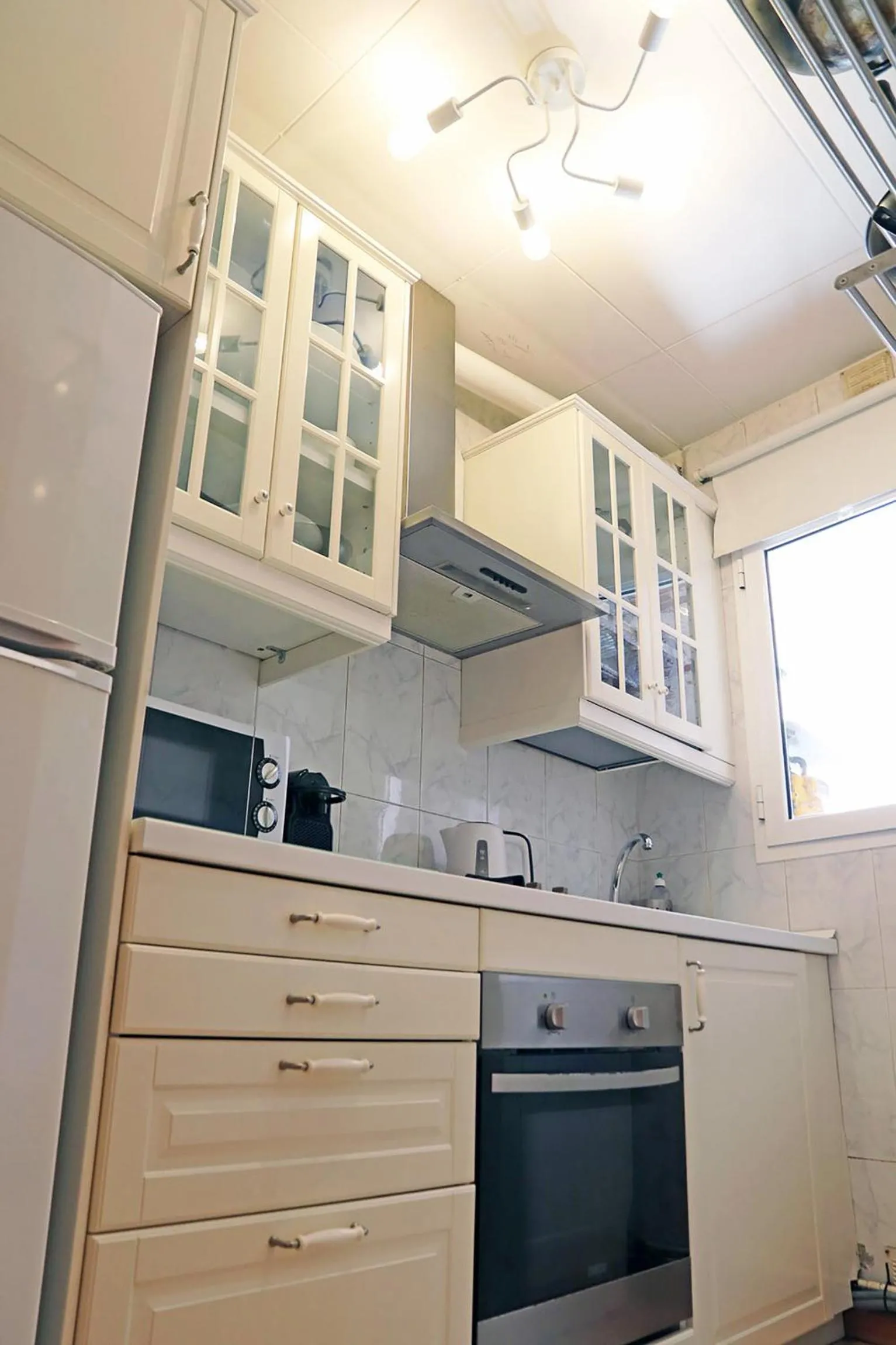 Kitchen or kitchenette in Bcn-rentals apartments in the Old town