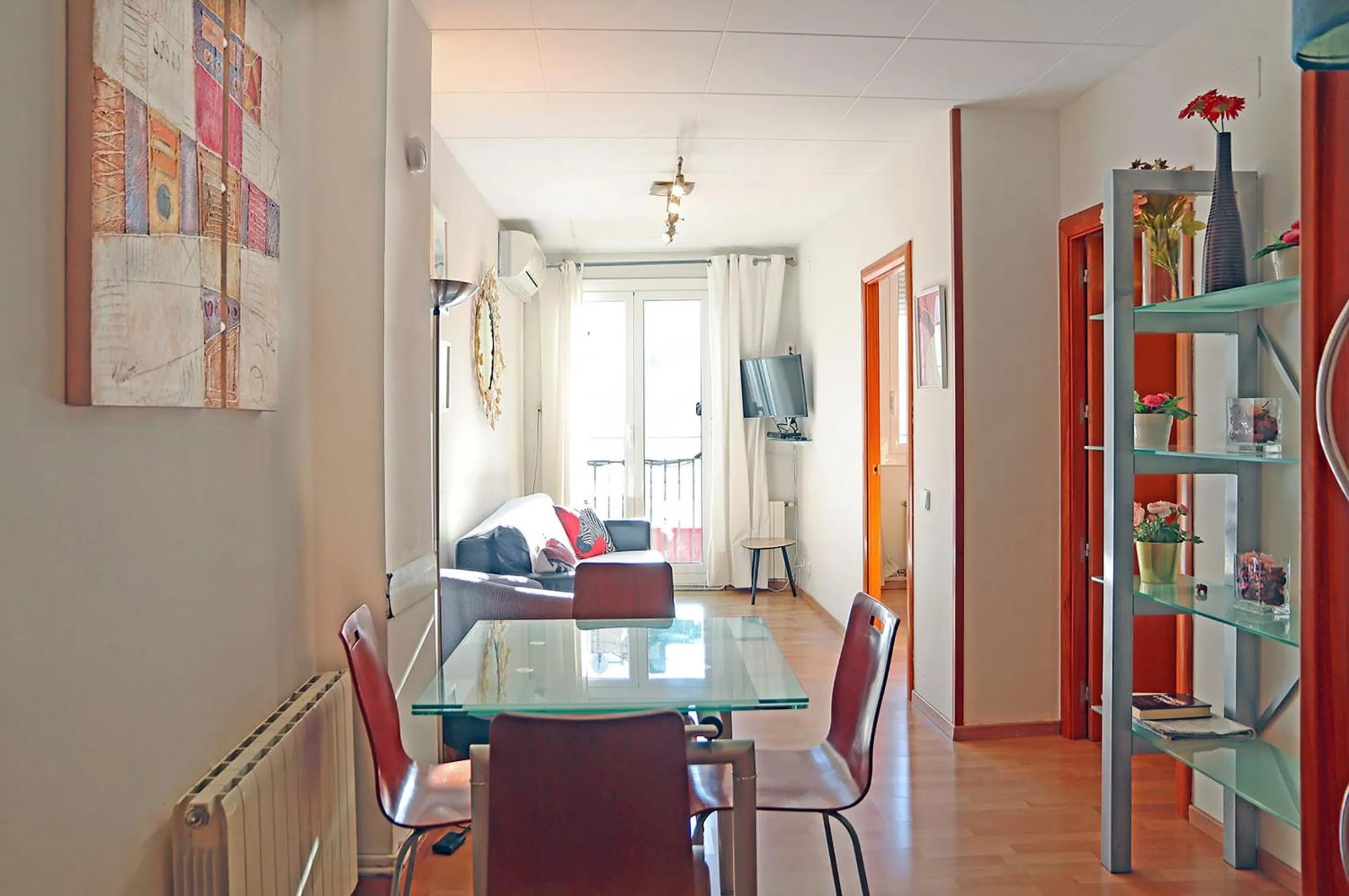 Living room in Bcn-rentals apartments in the Old town